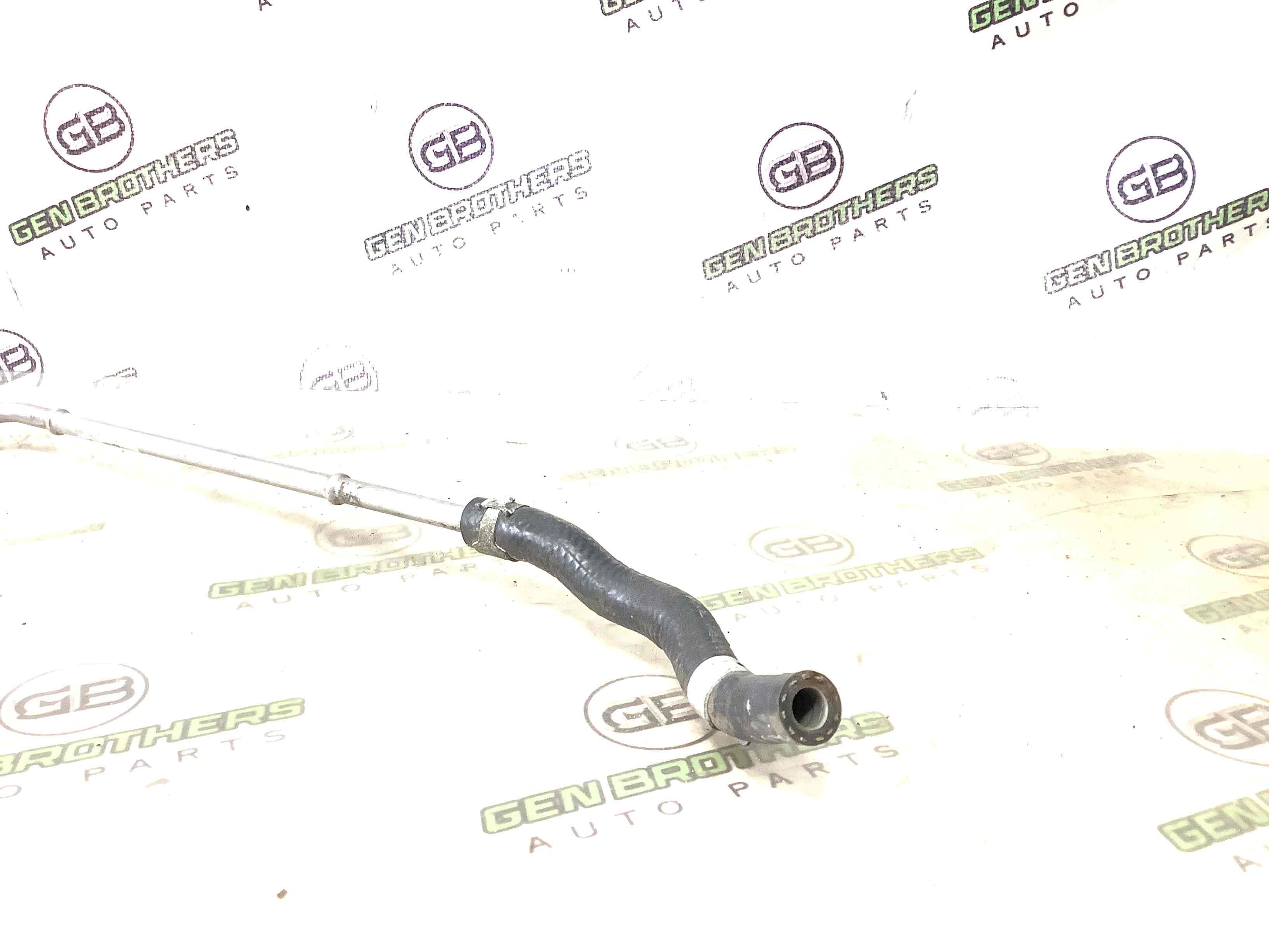 Трубка паливна