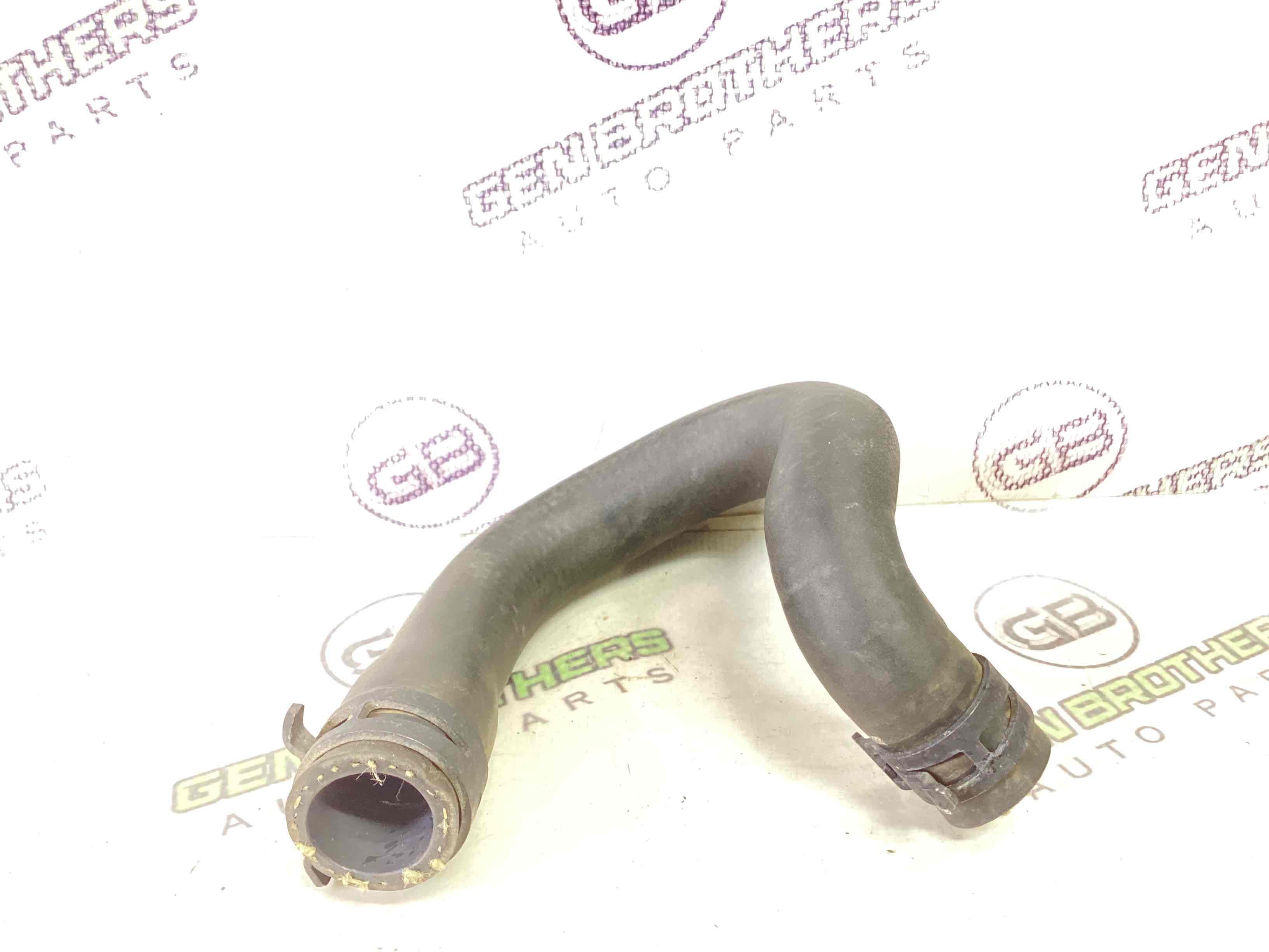 Патрубок трубопровід, шланг