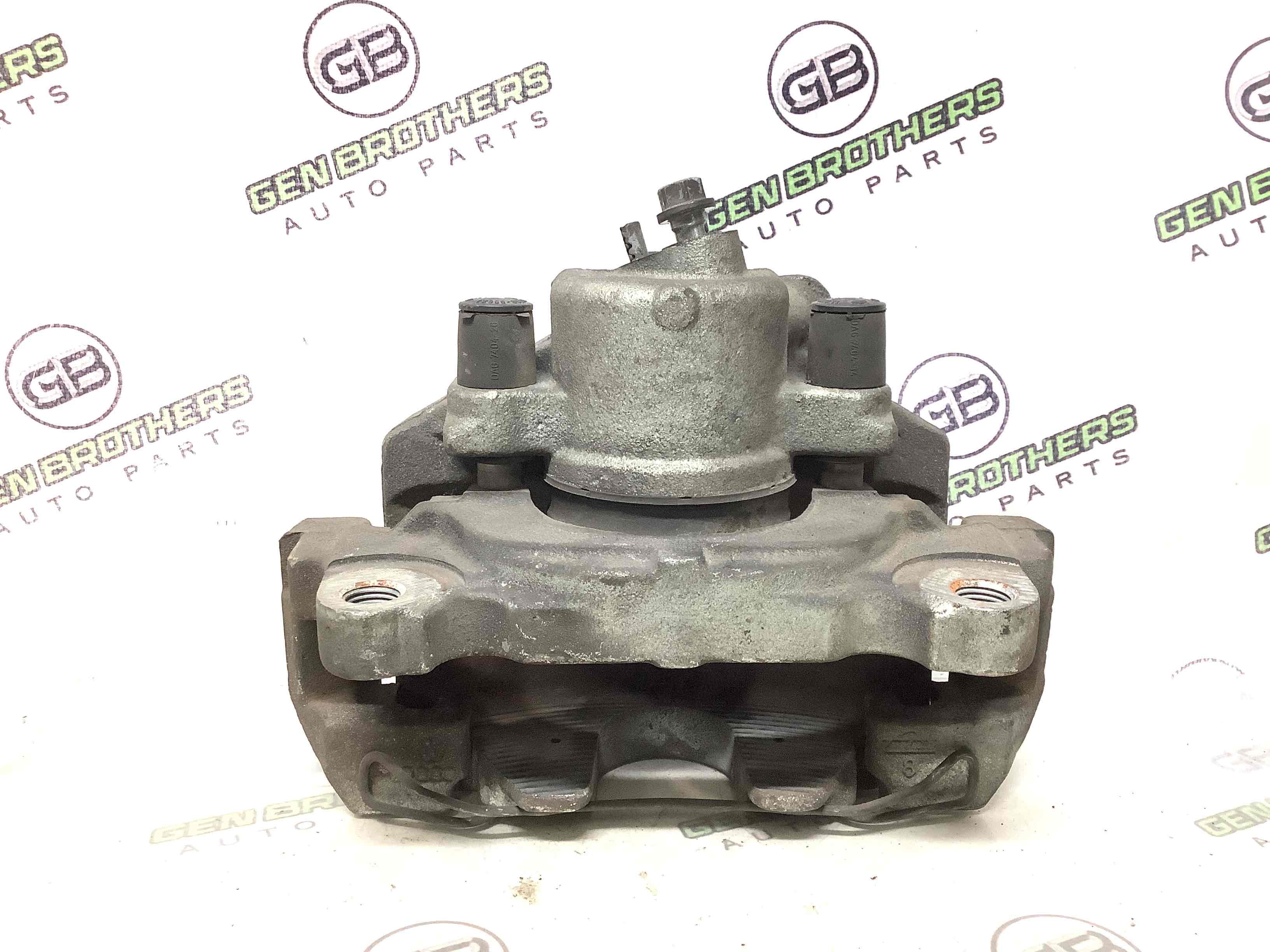 Супорт передній правий