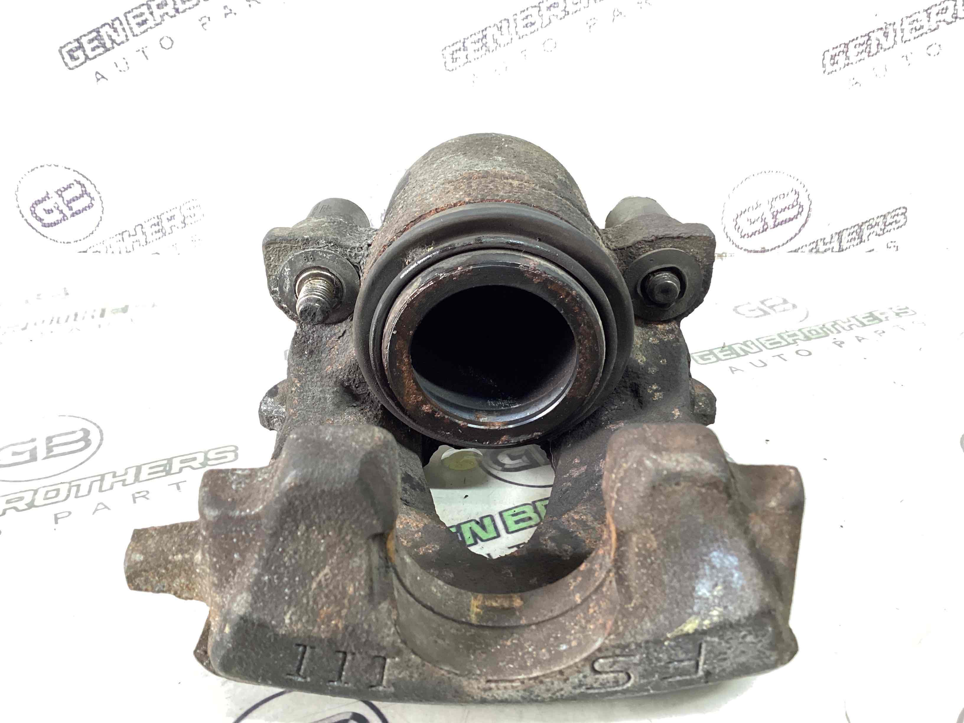 Супорт передній правий