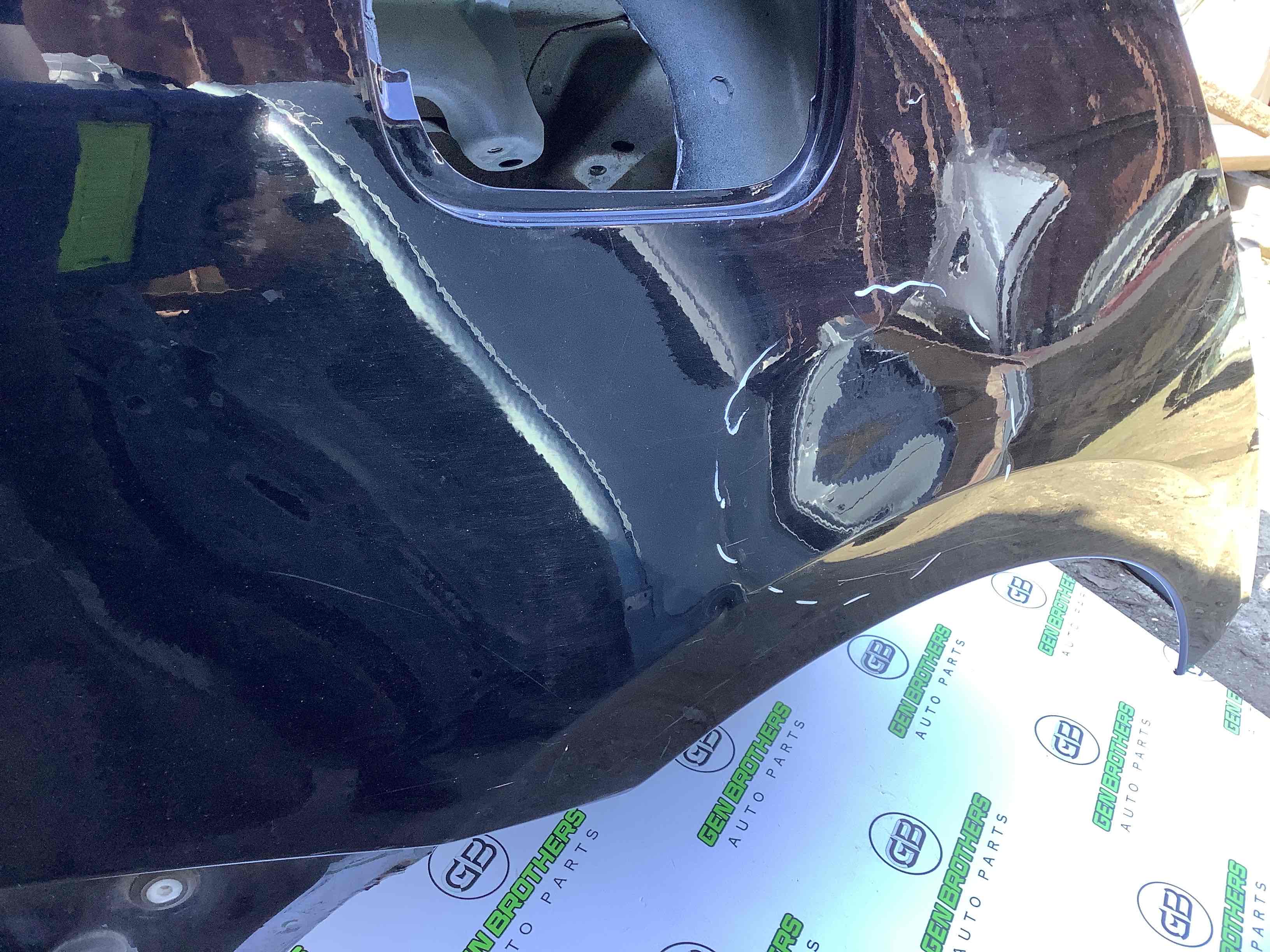 Чверть задня права