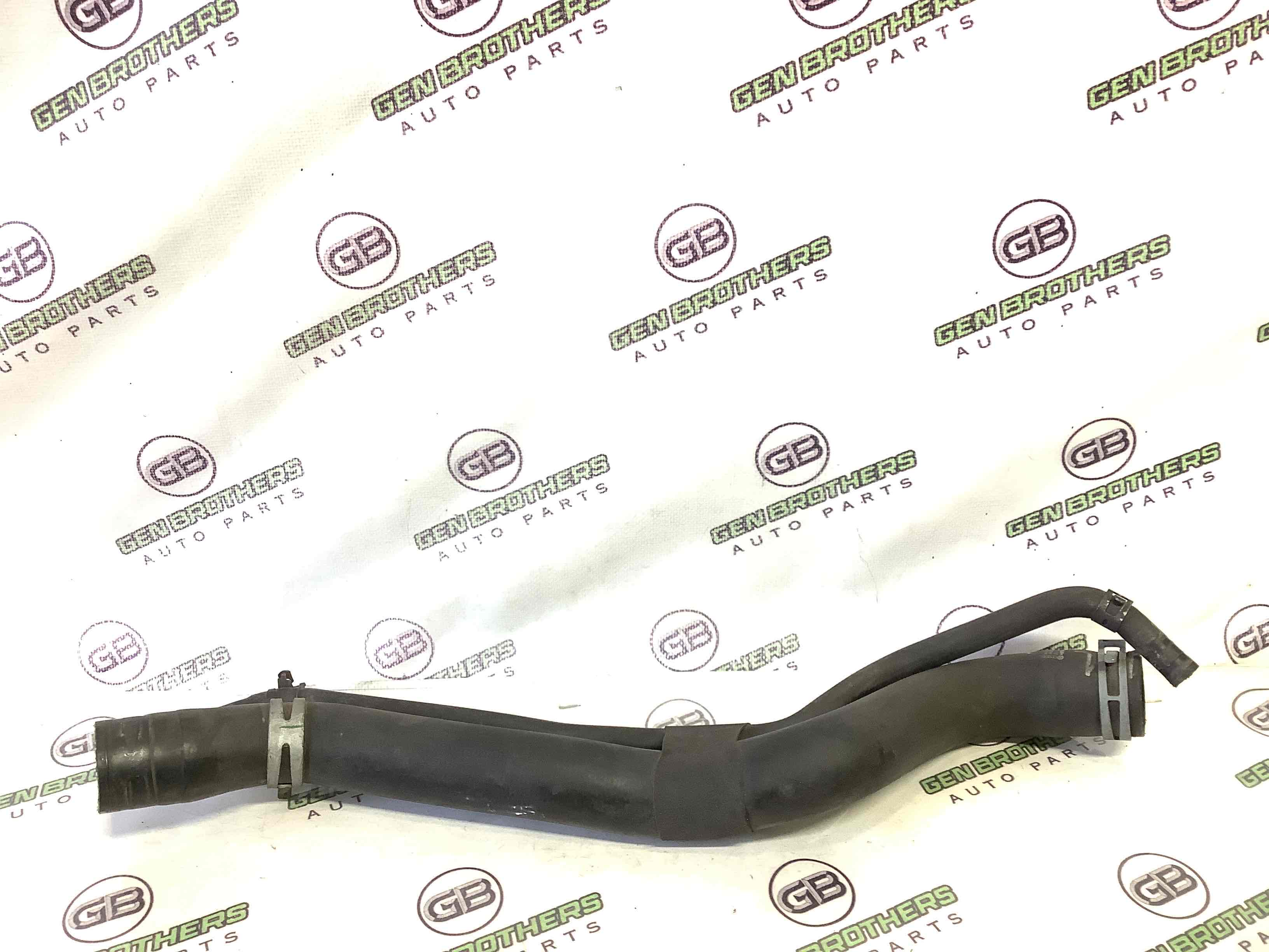 Патрубок трубопровід, шланг