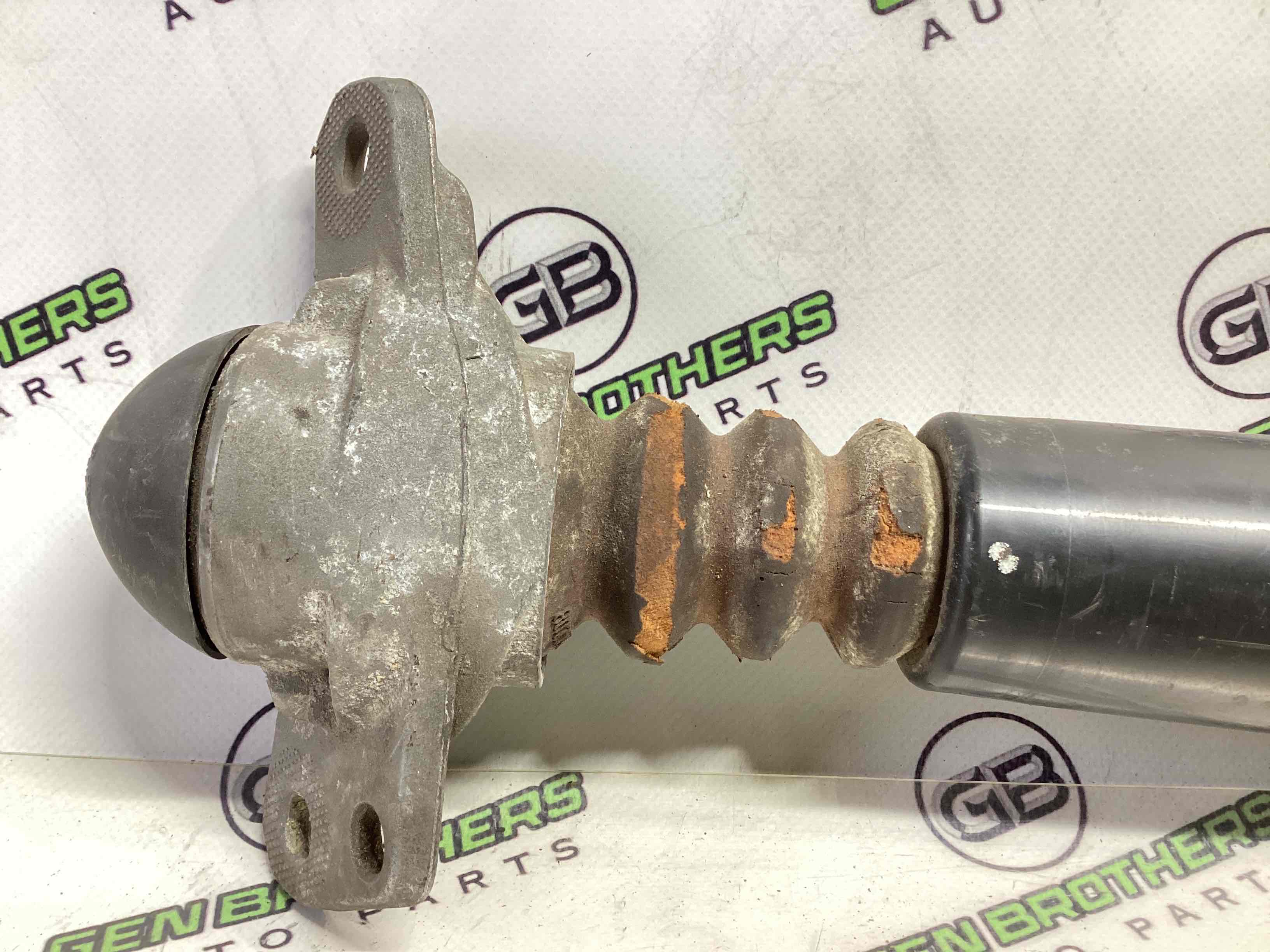 Амортизатор задній загальне