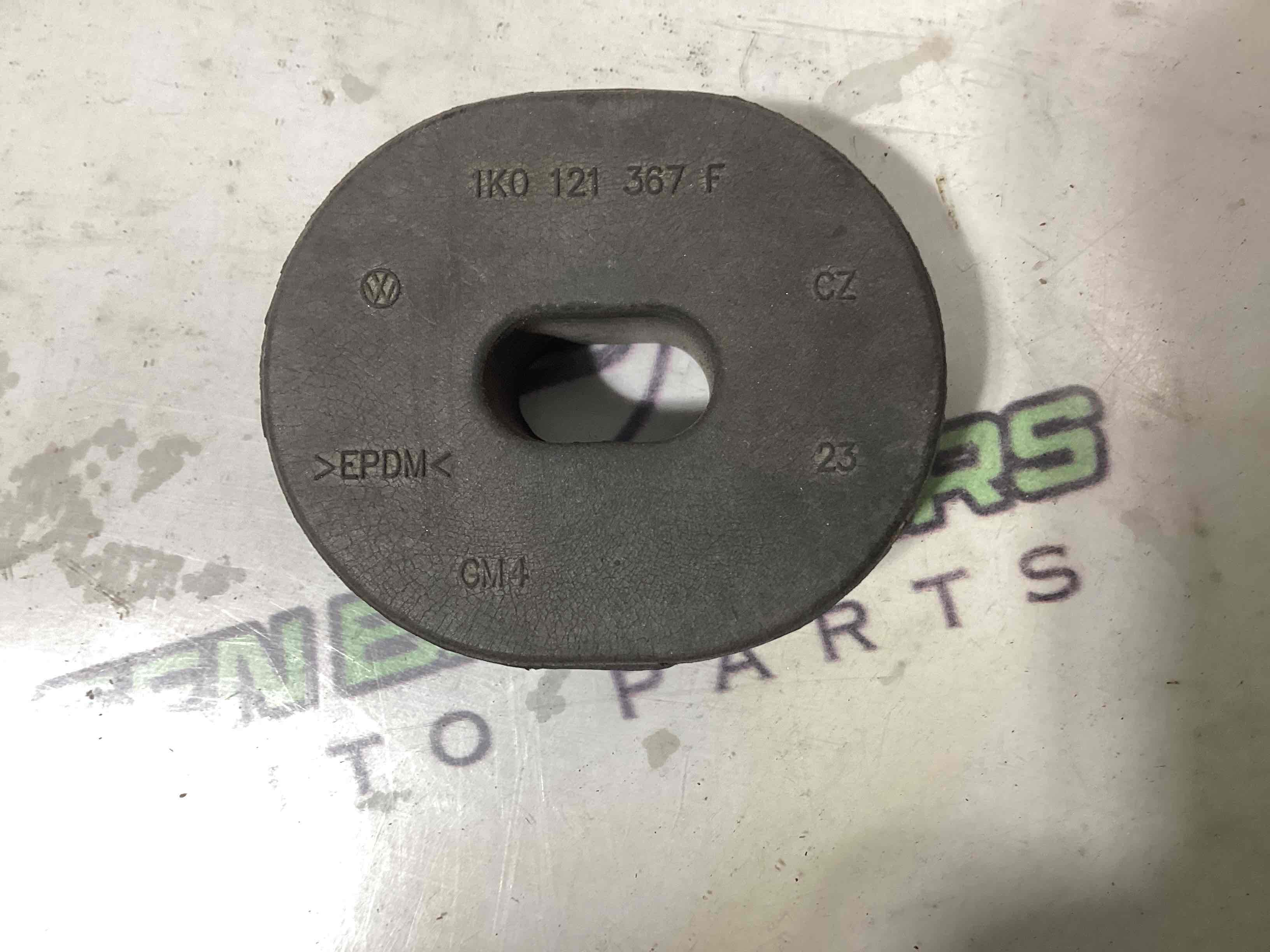 Опора радіатора, кріплення, кронштейн, ущільнювач радіатора