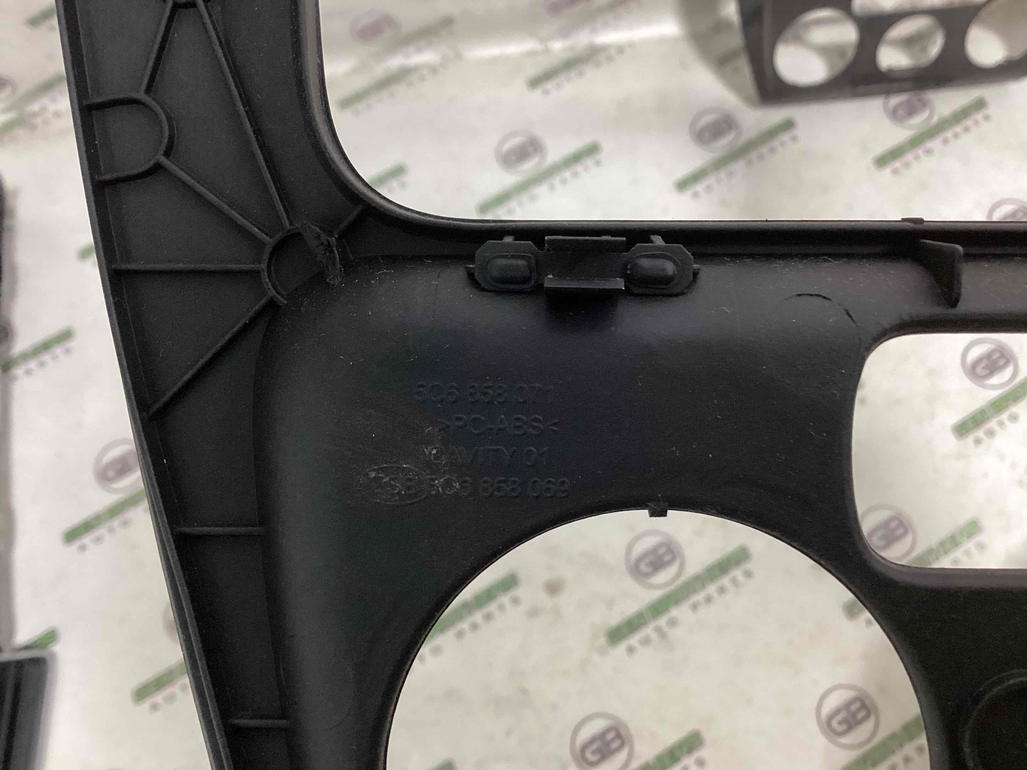 Рамка магнітоли