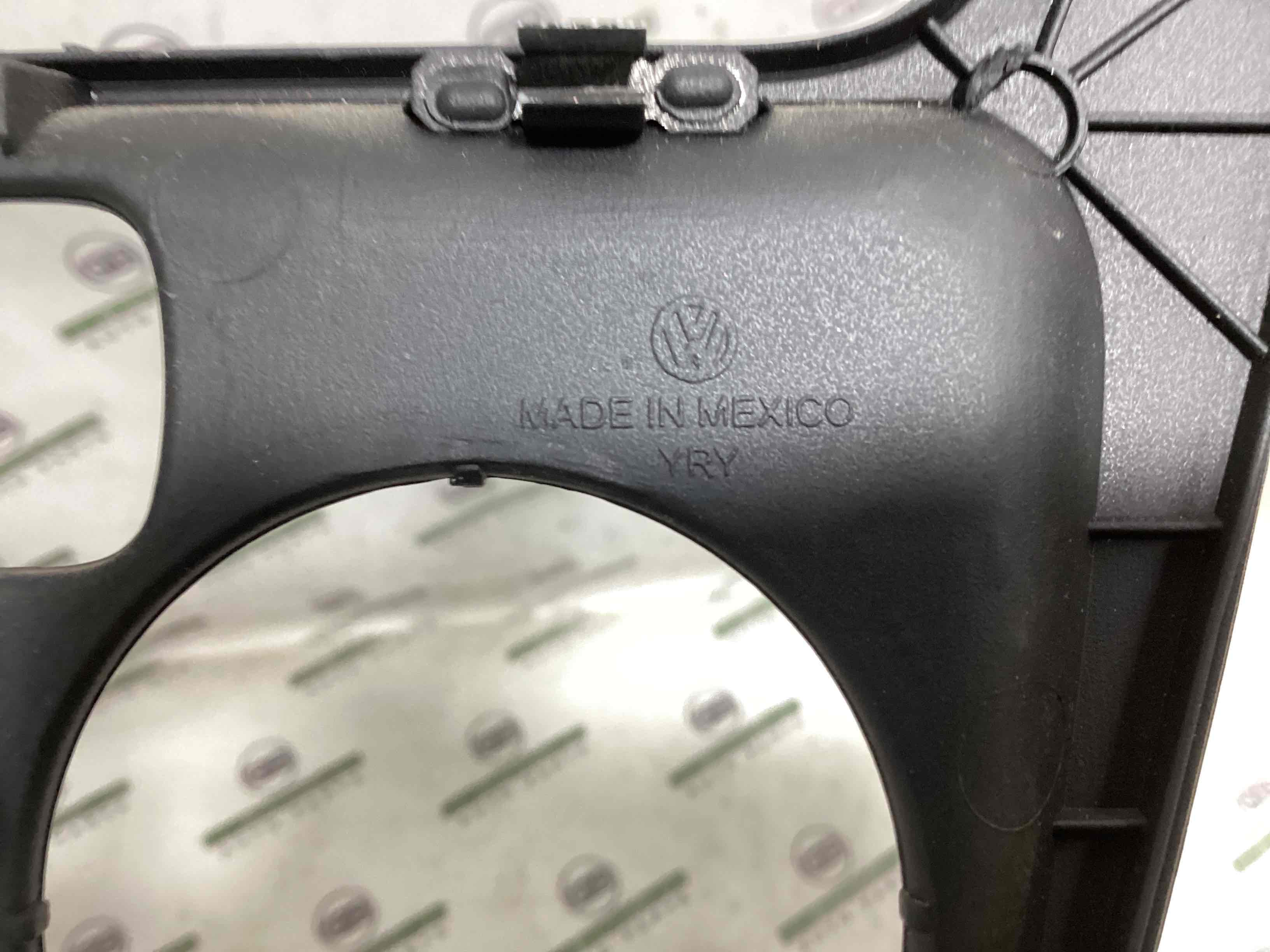 Рамка магнітоли