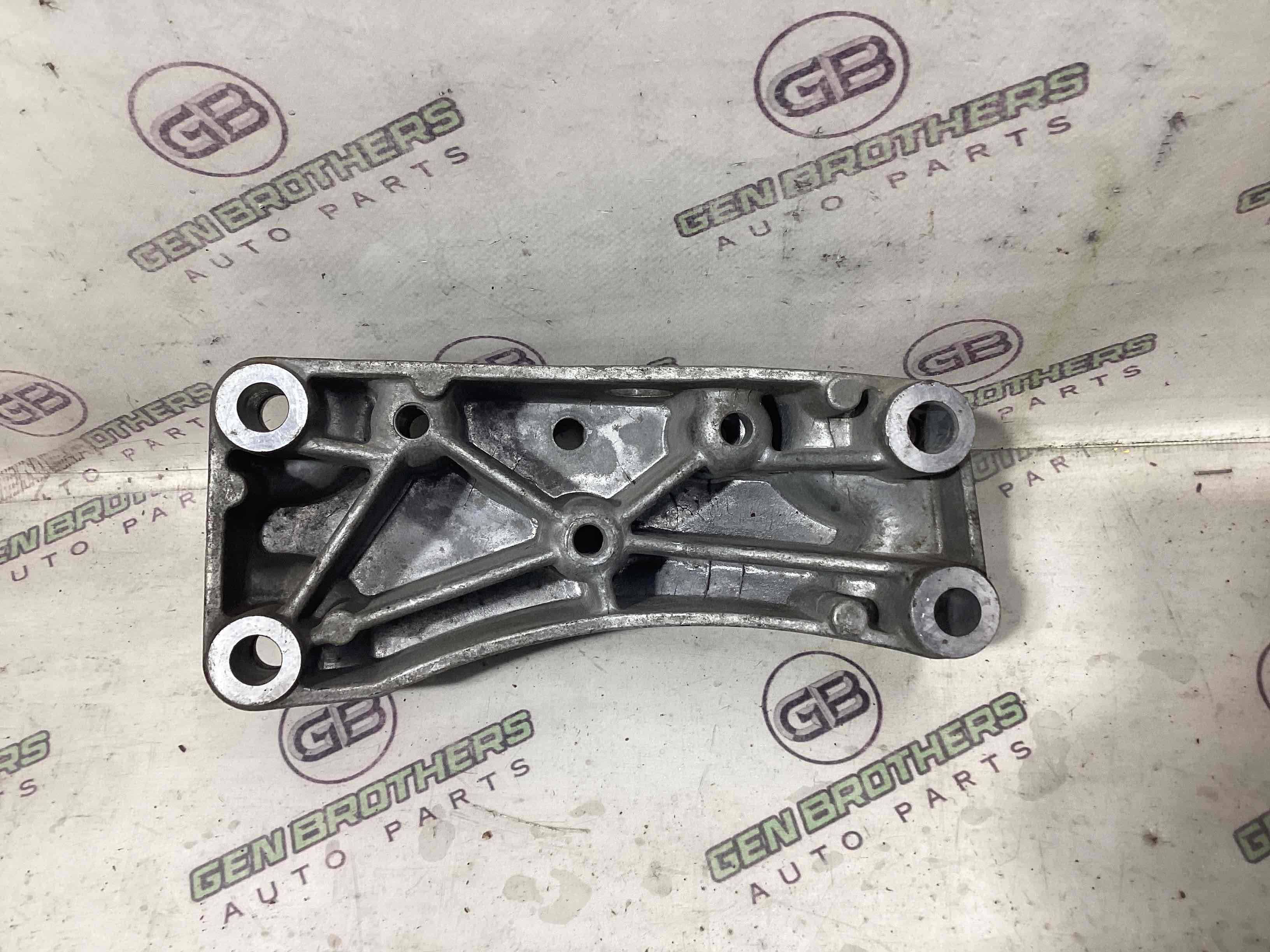 Кронштейн КПП