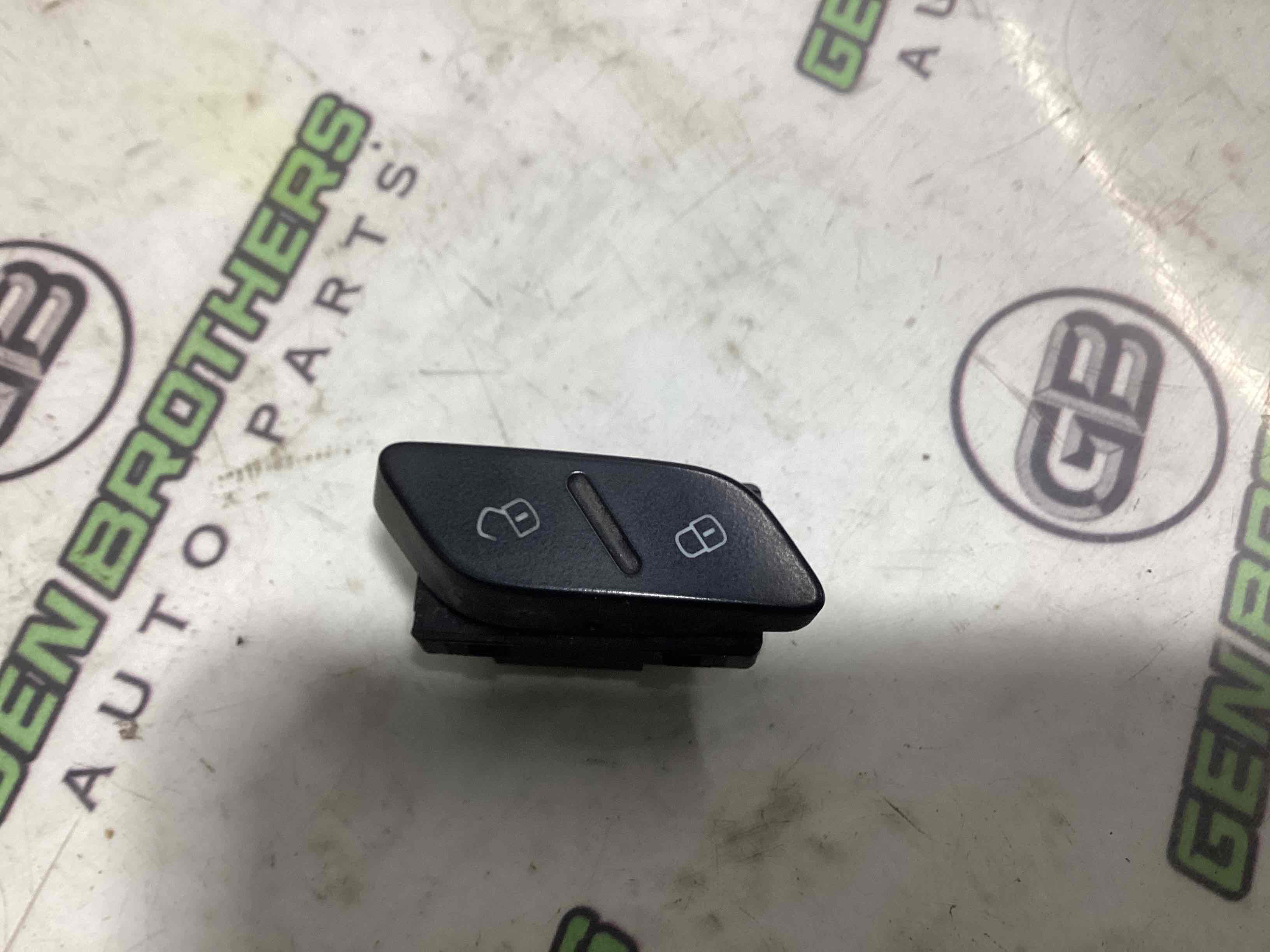 Кнопка центрального замку