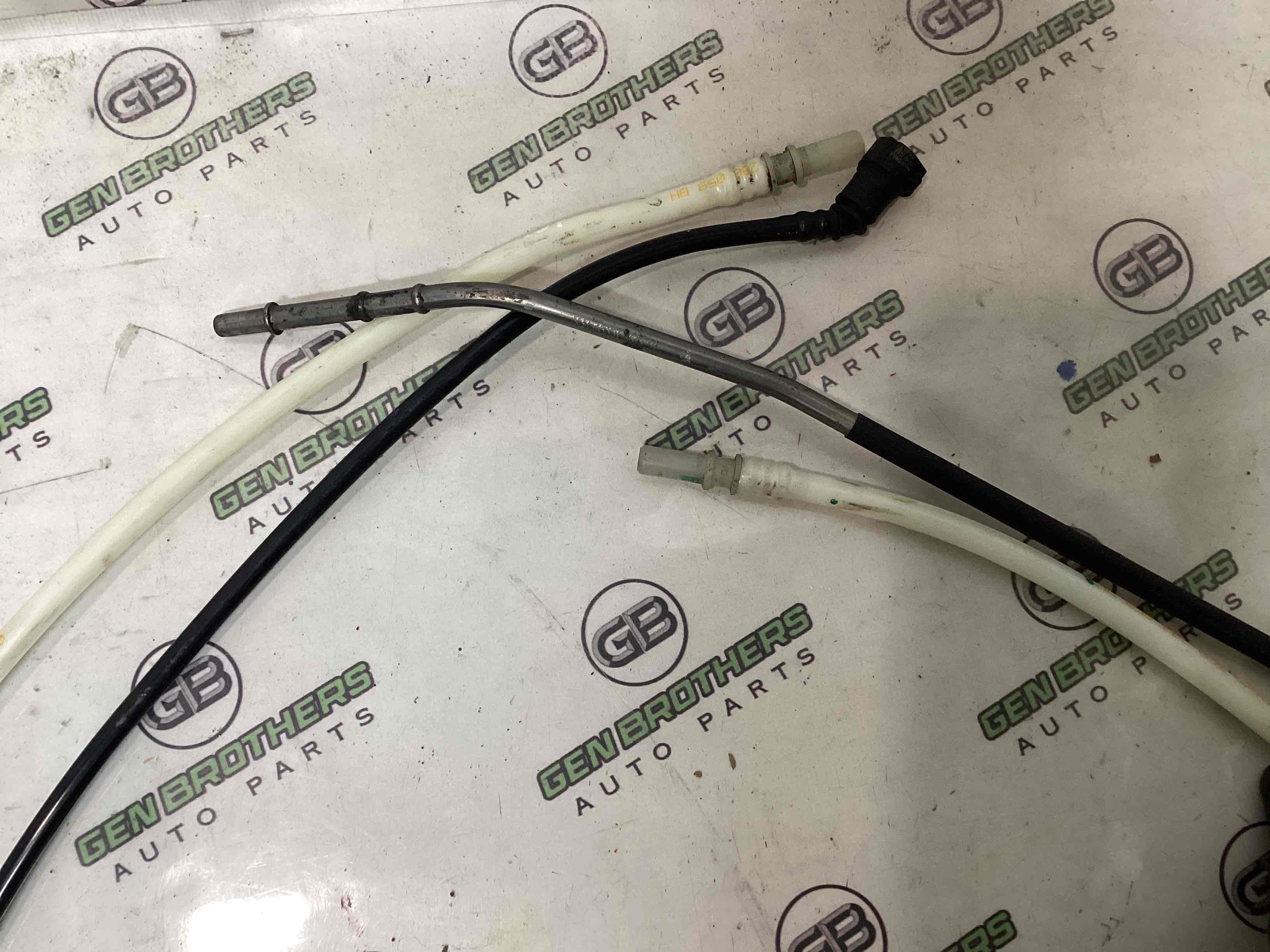 Трубка паливна