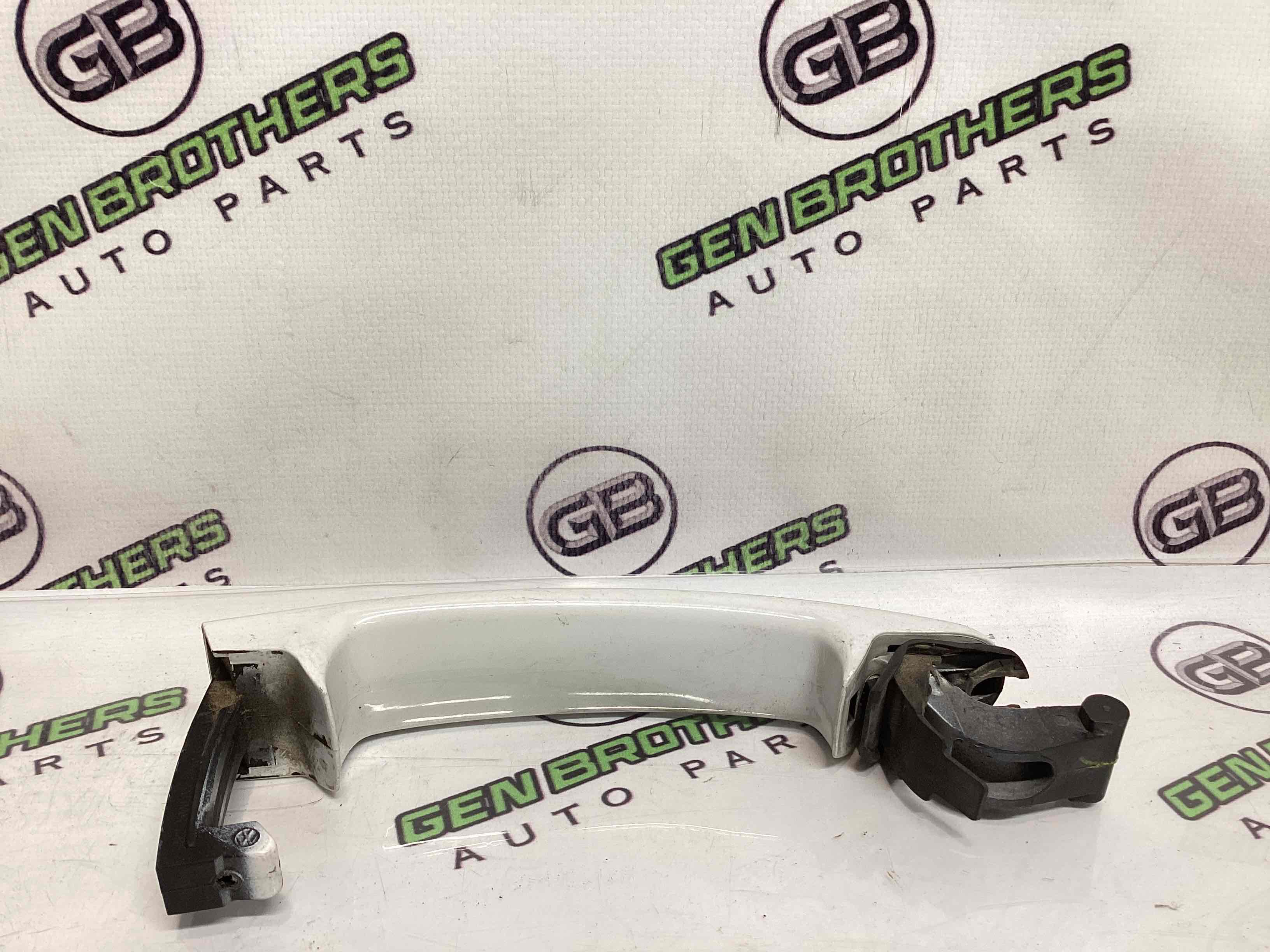 Ручка двері зовнішня