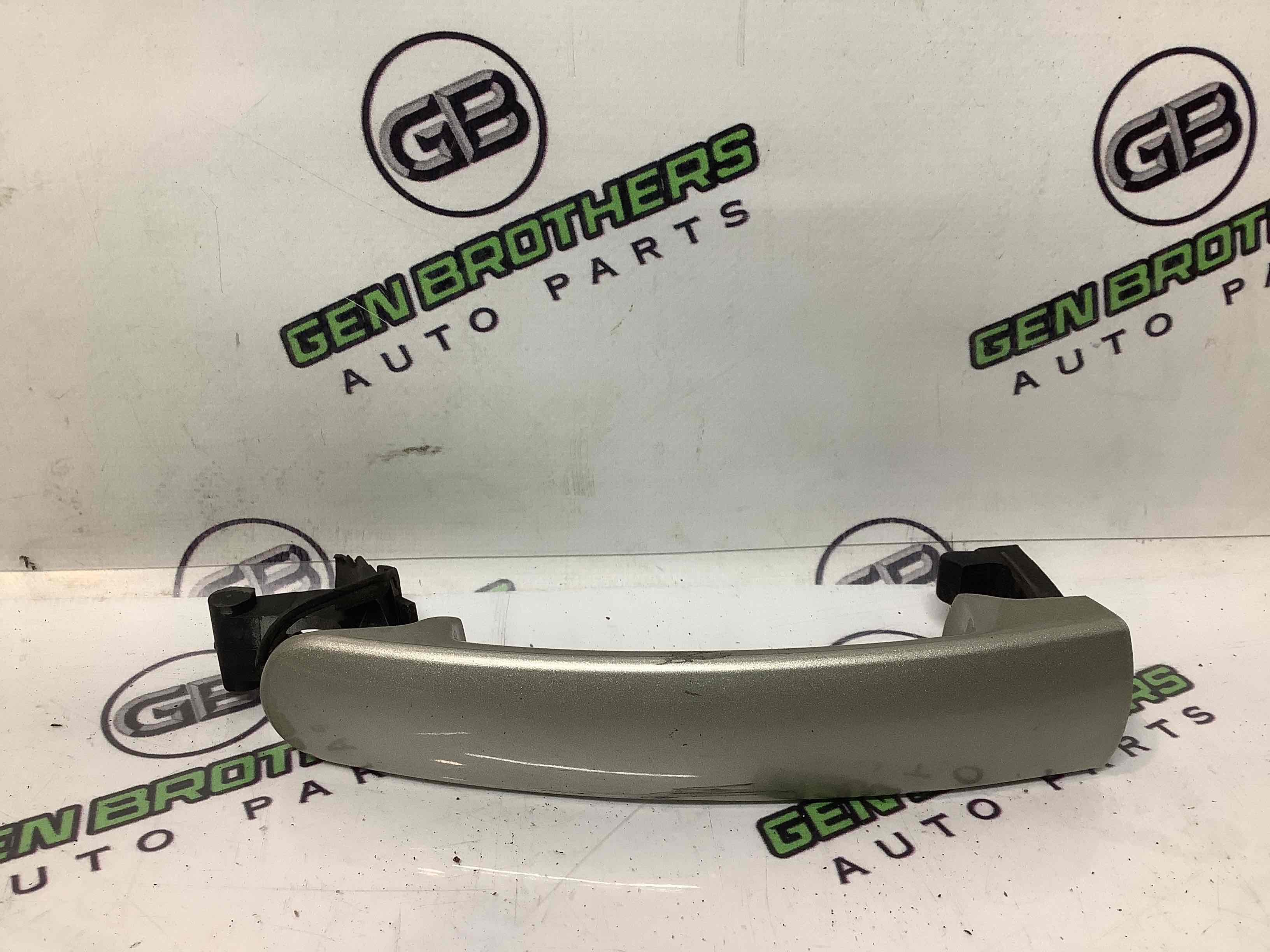 Ручка двері зовнішня