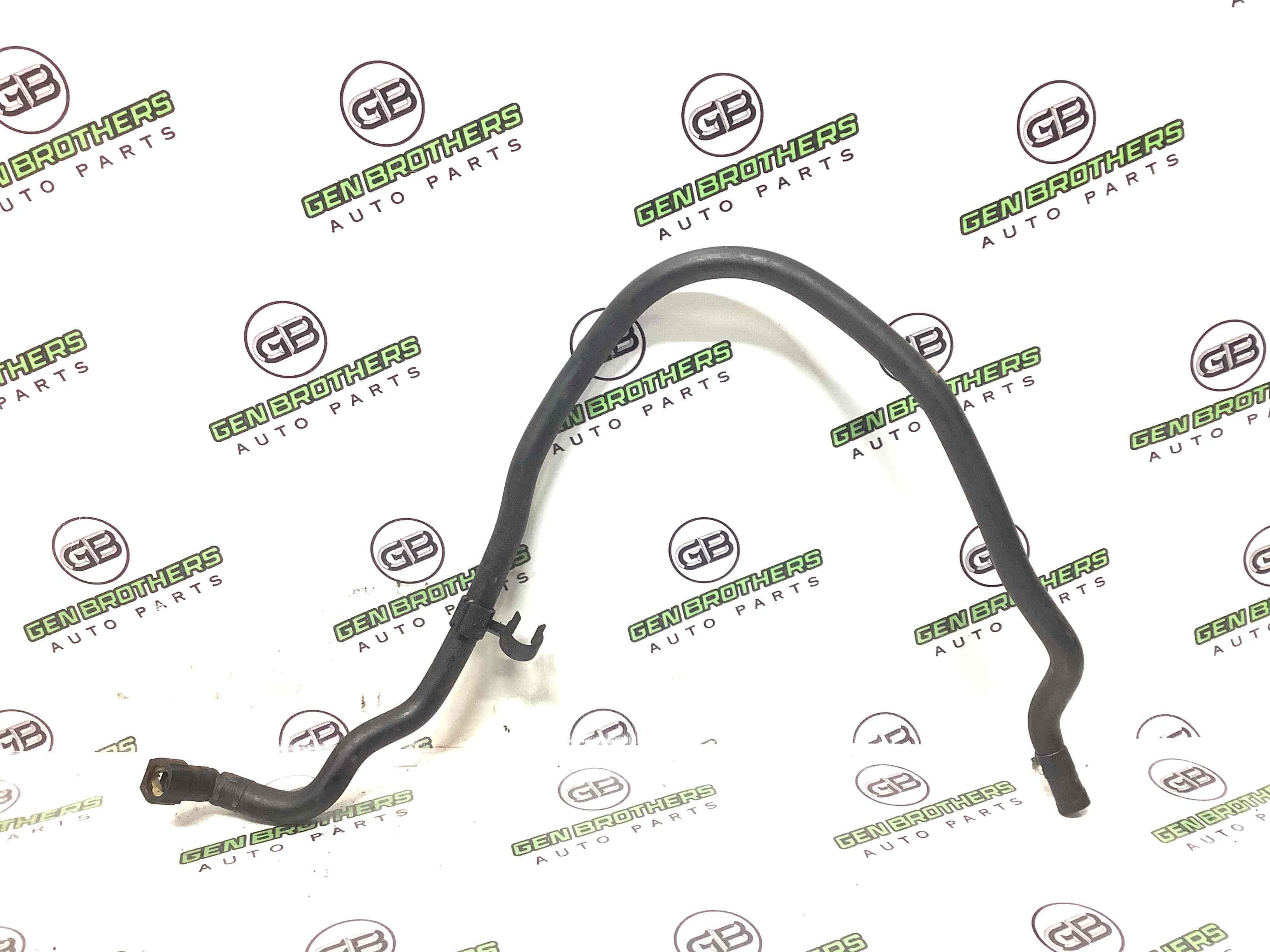 Патрубок трубопровід, шланг