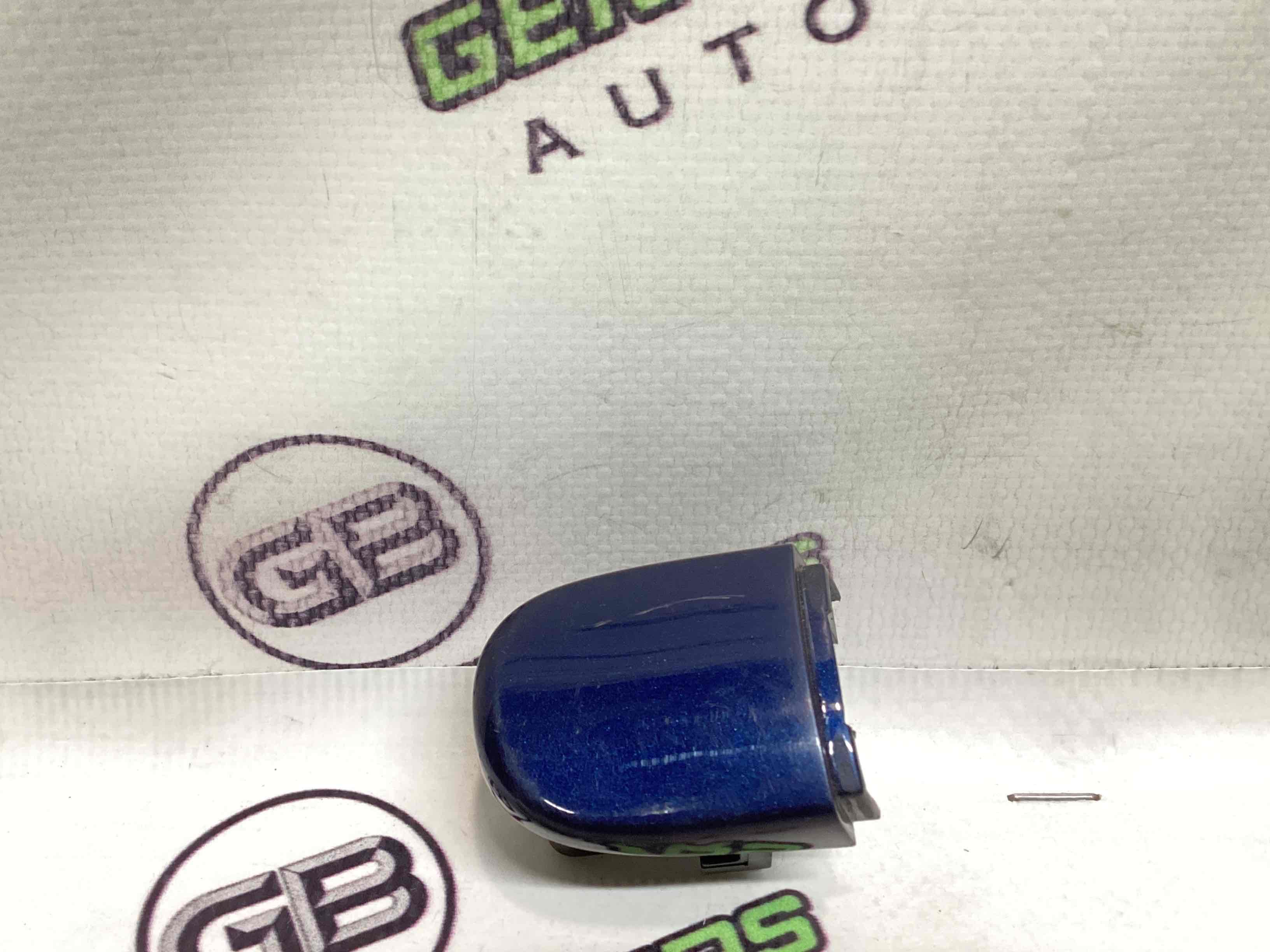 Заглушка ручки дверей