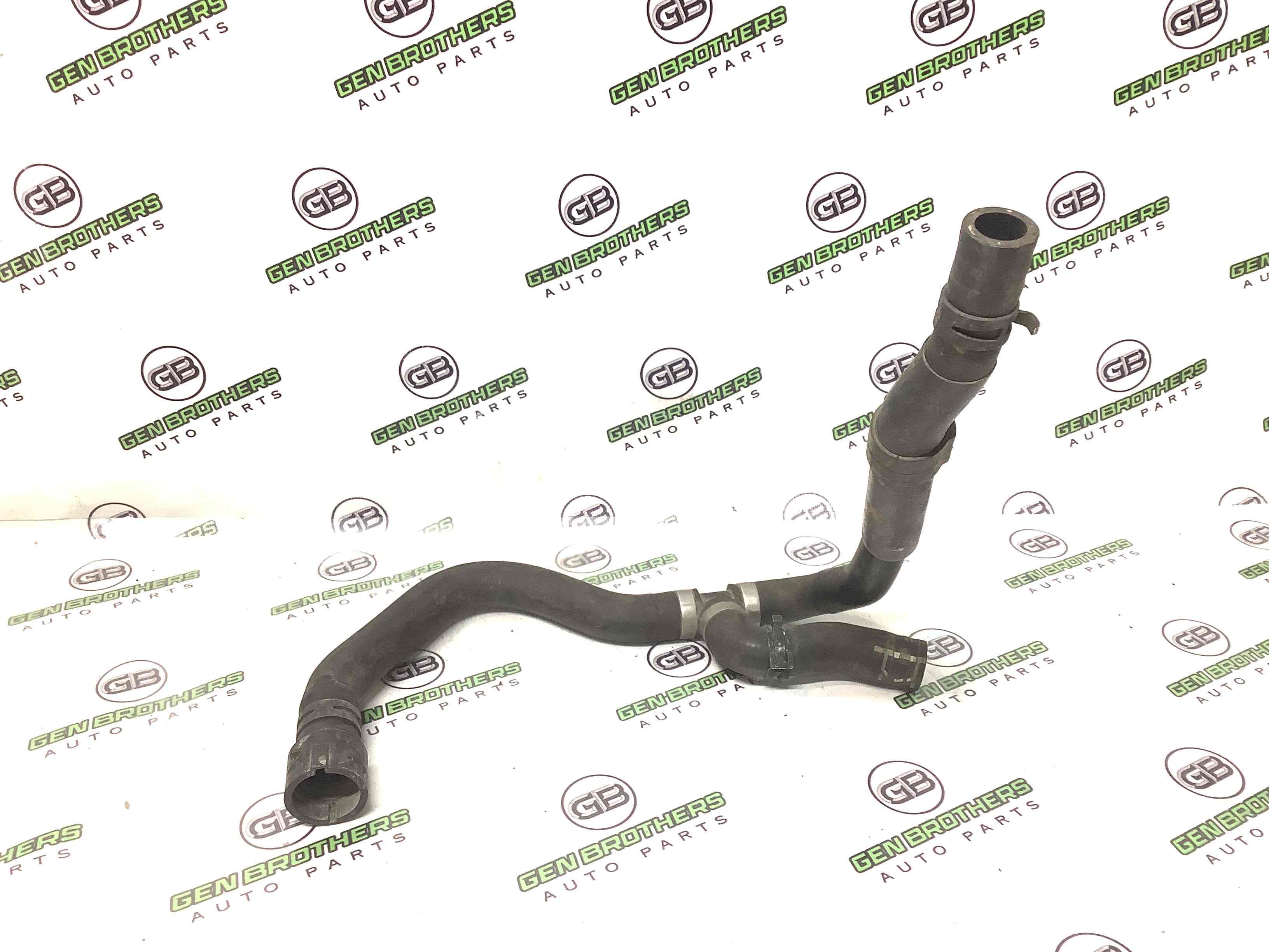 Патрубок трубопровід, шланг