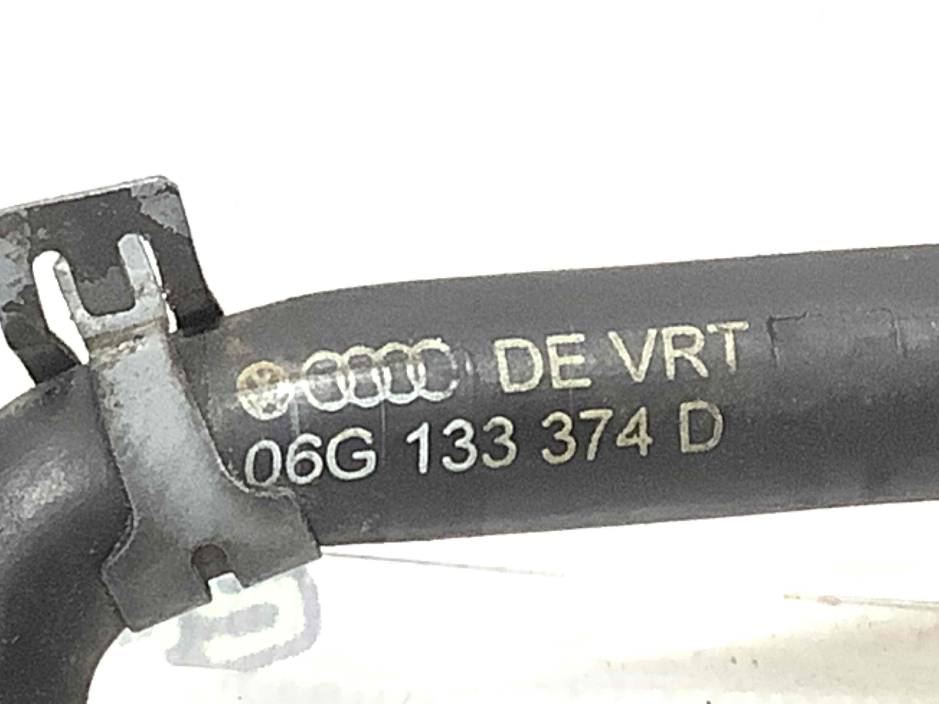 Патрубок трубопровід, шланг