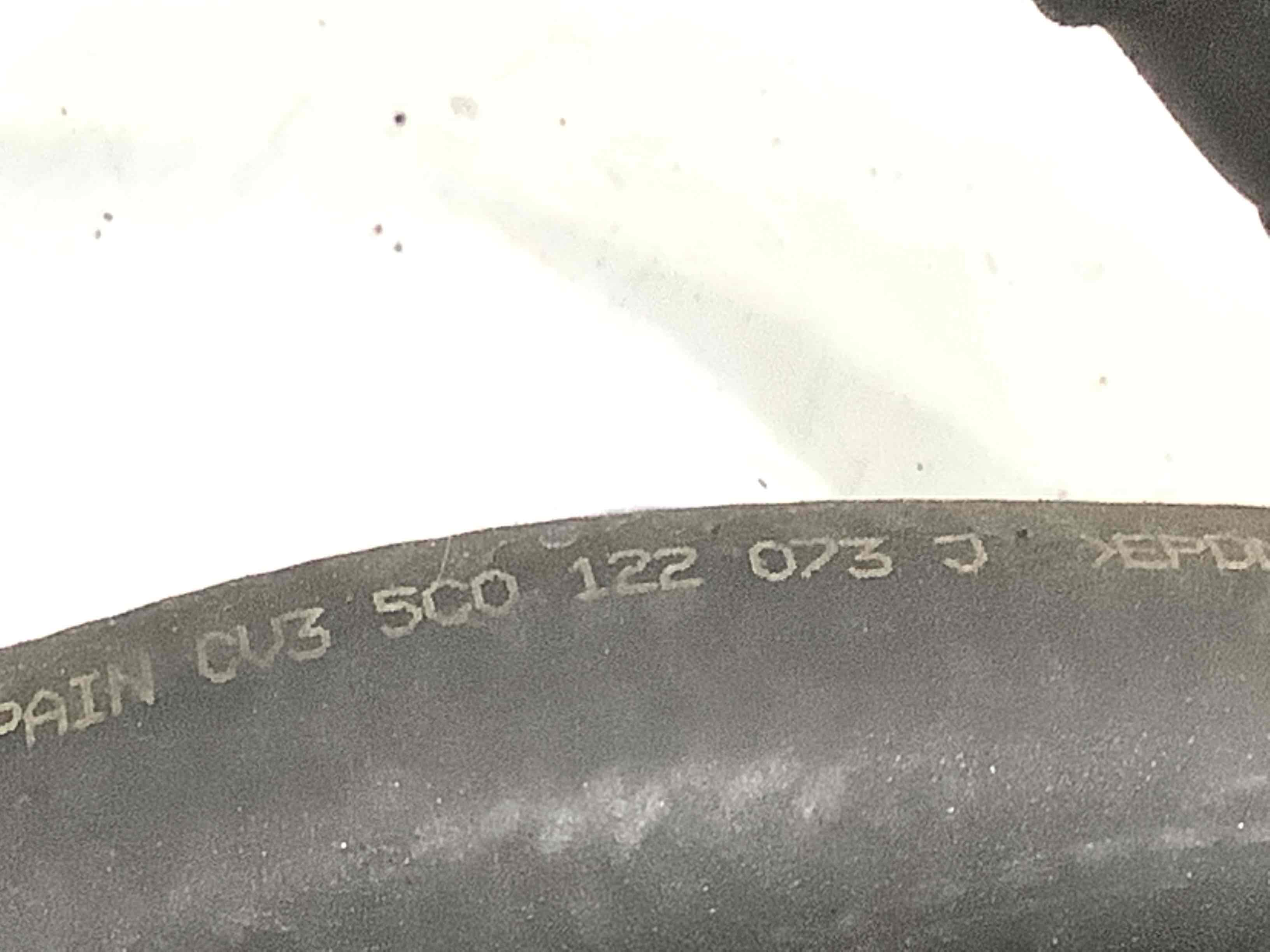 Патрубок трубопровід, шланг