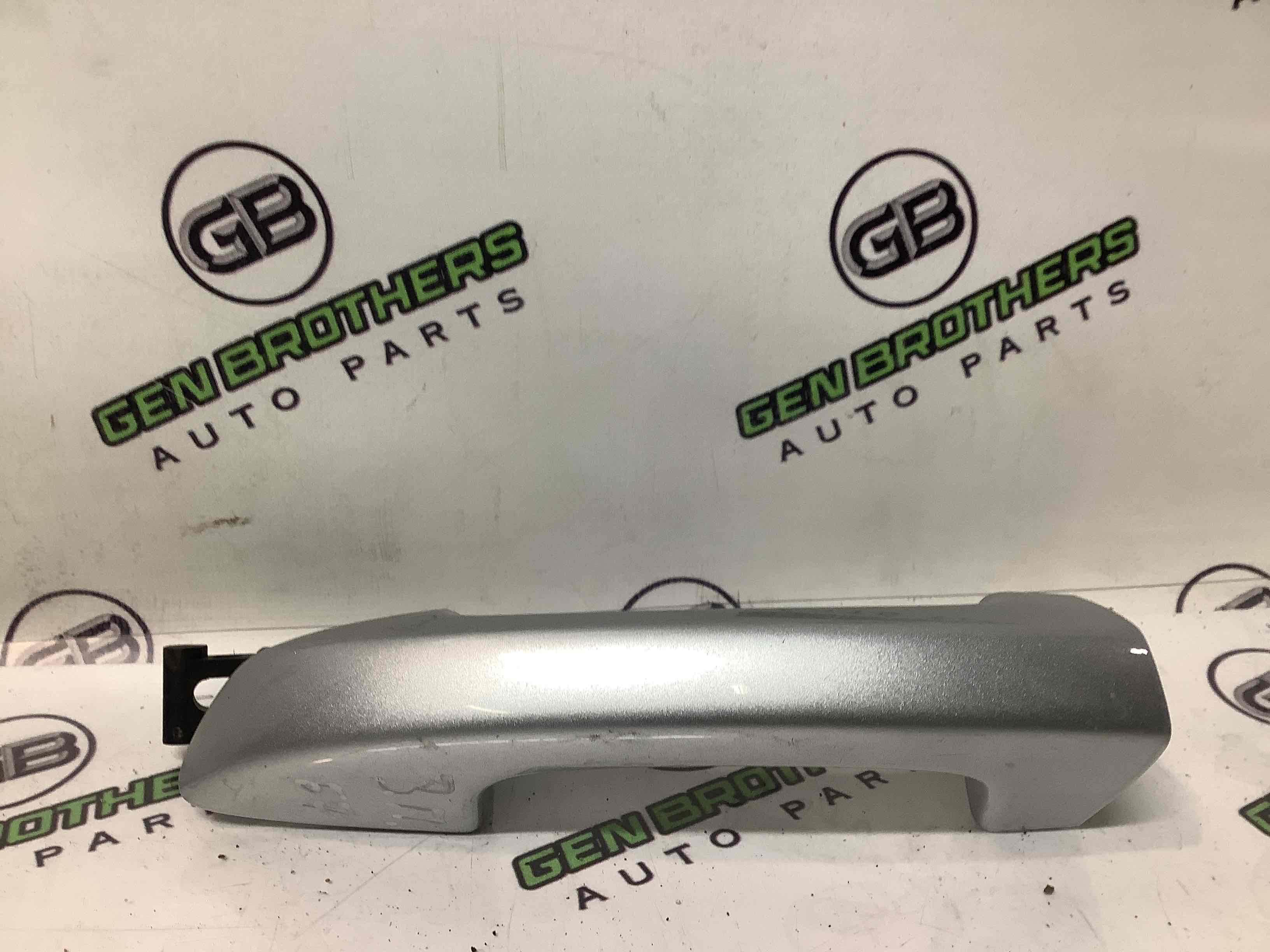 Ручка двері зовнішня