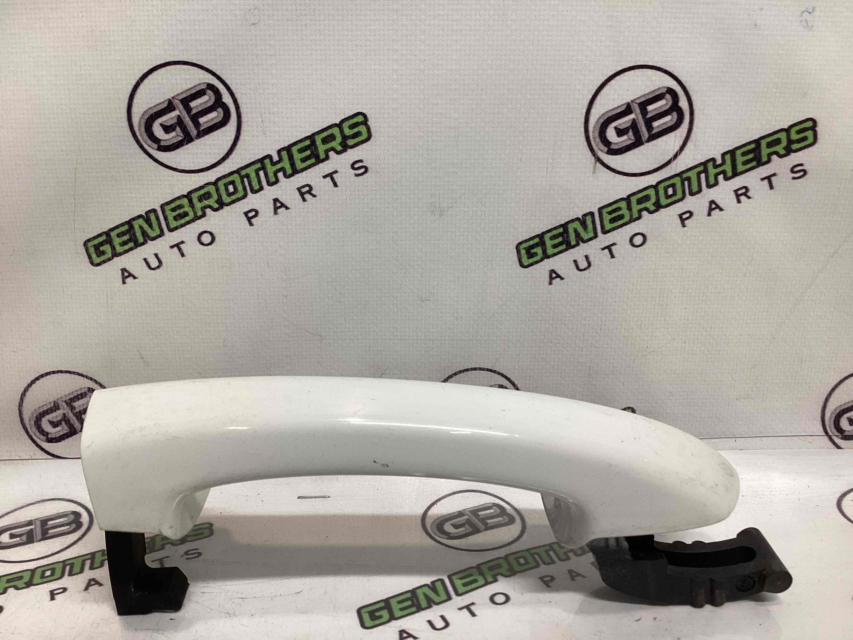 Ручка двері зовнішня