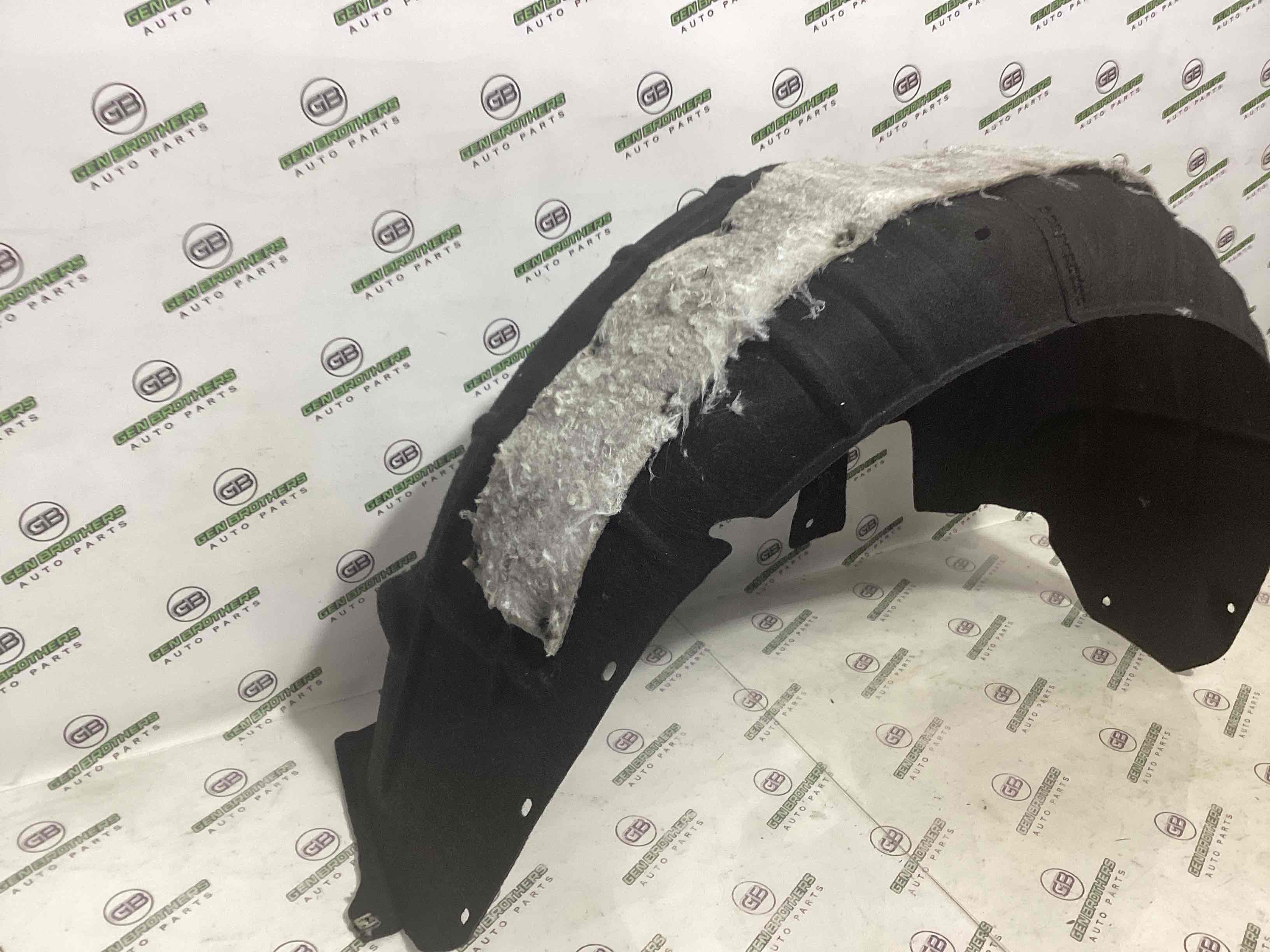 Захист арок задній правий підкрилок