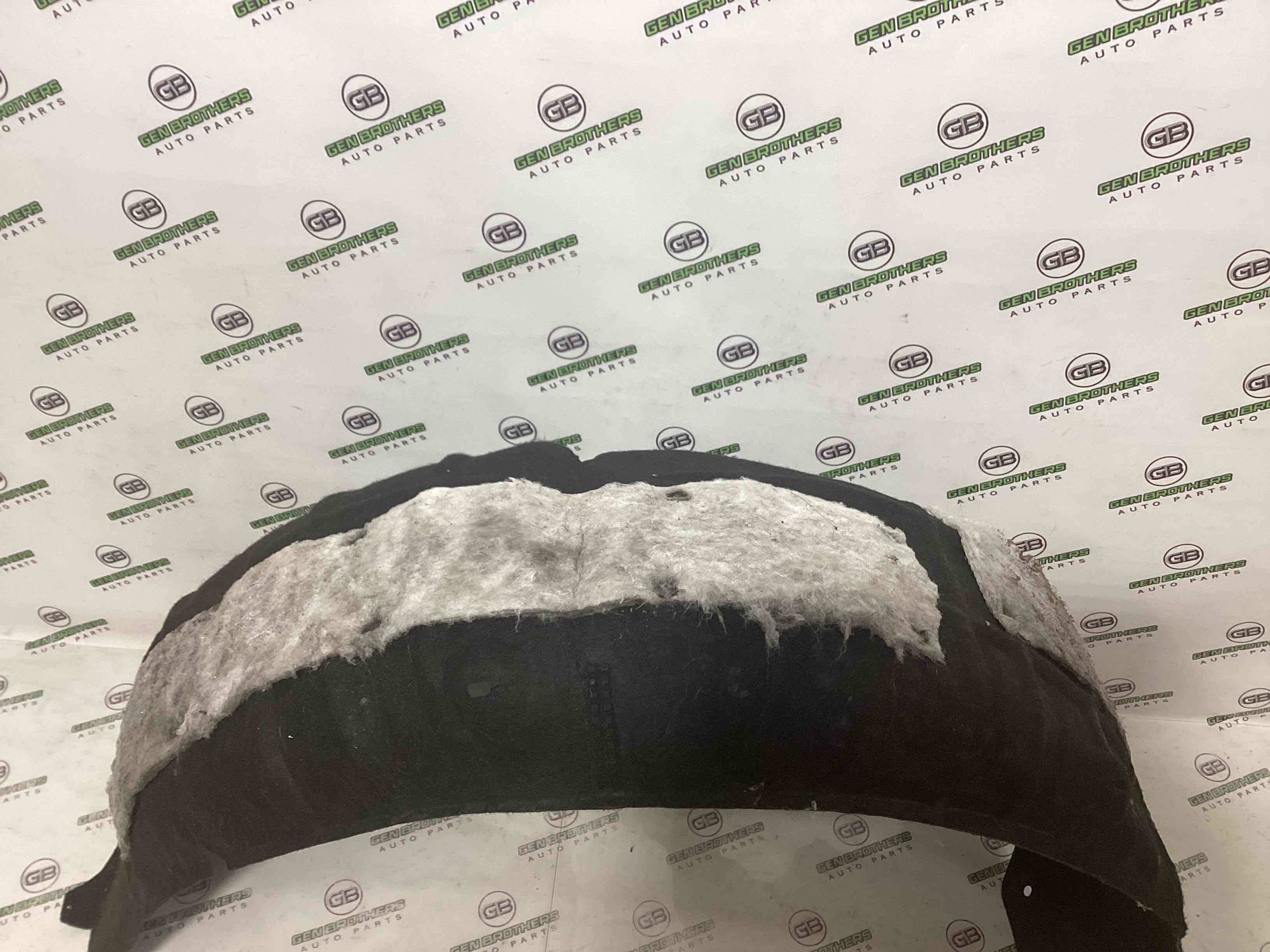 Захист арок задній правий підкрилок