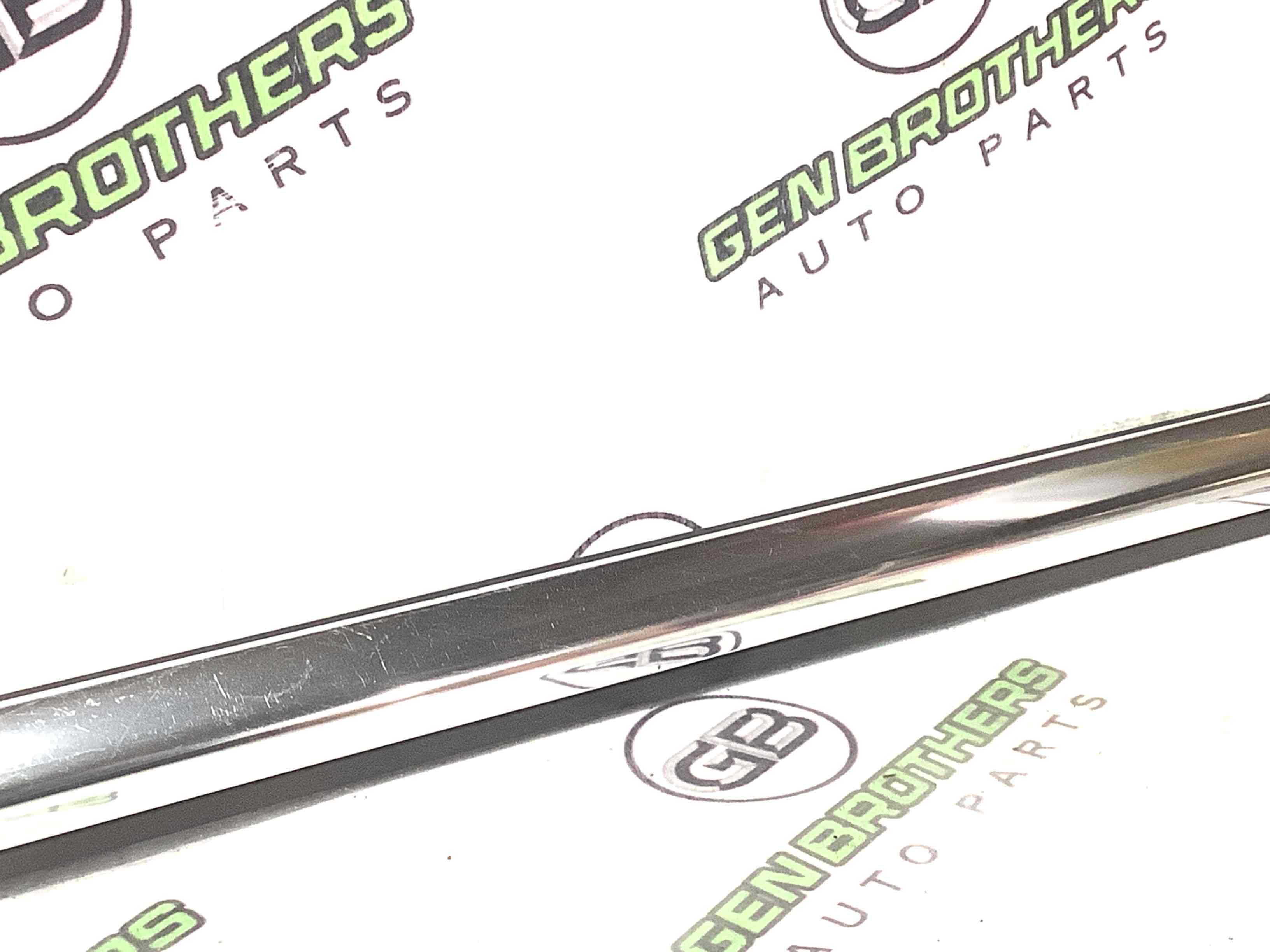 Молдинг двері задньої лівої