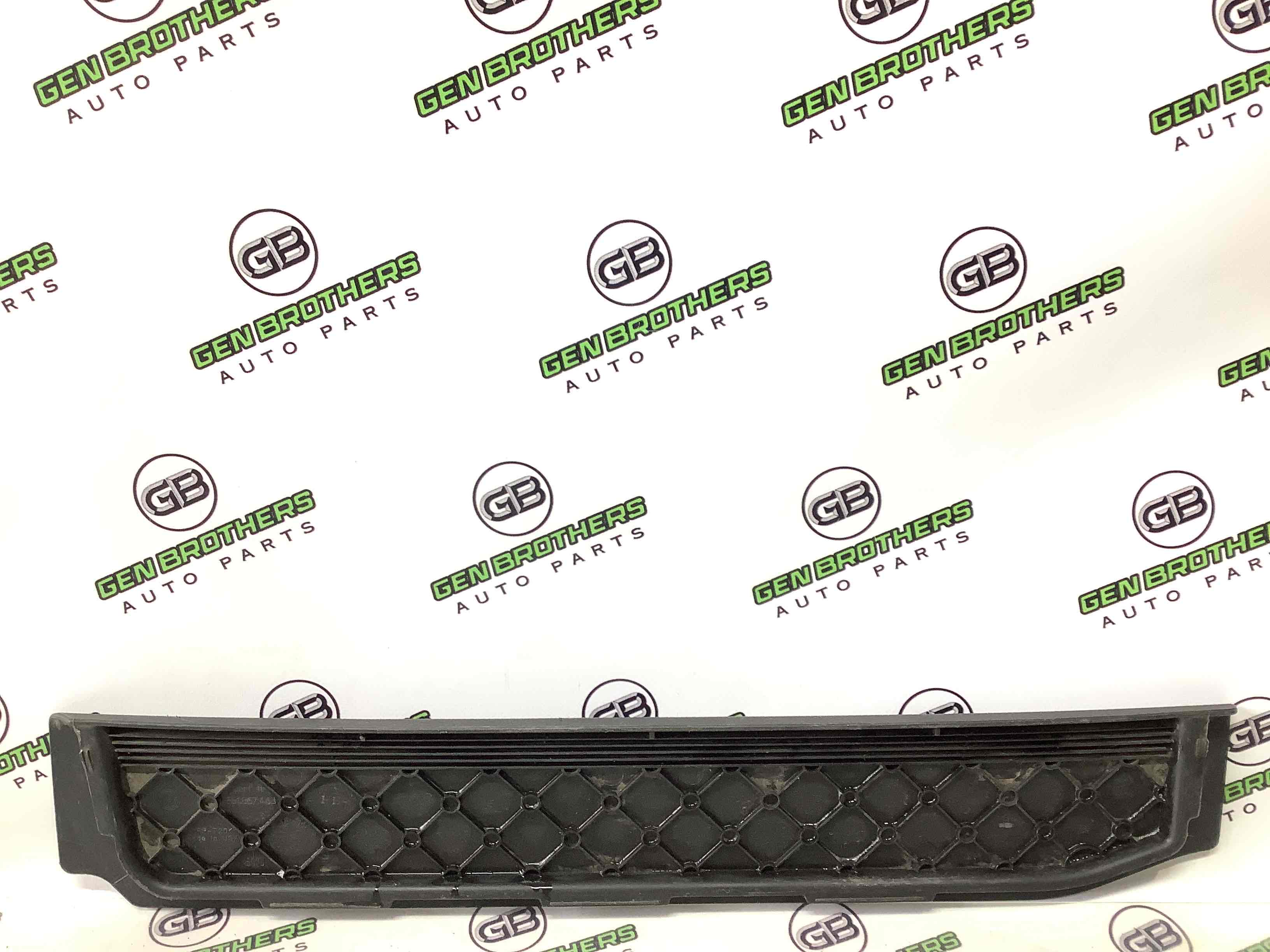 Елементи оздоблення багажника