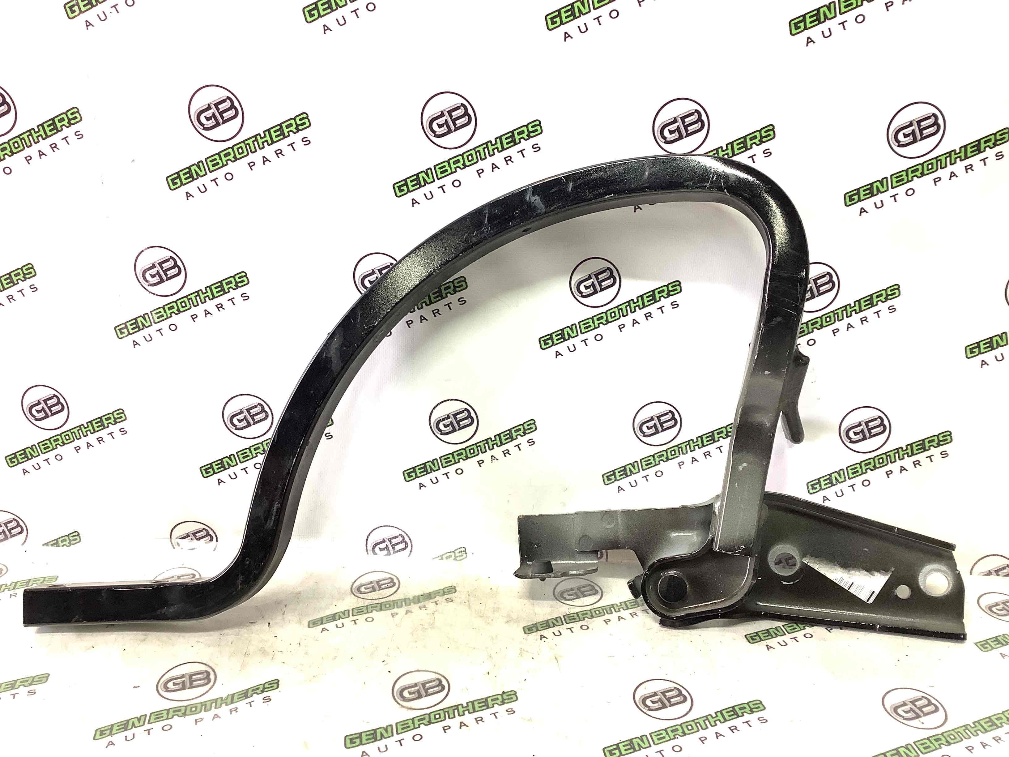 Петля кришки багажника, двері багажника