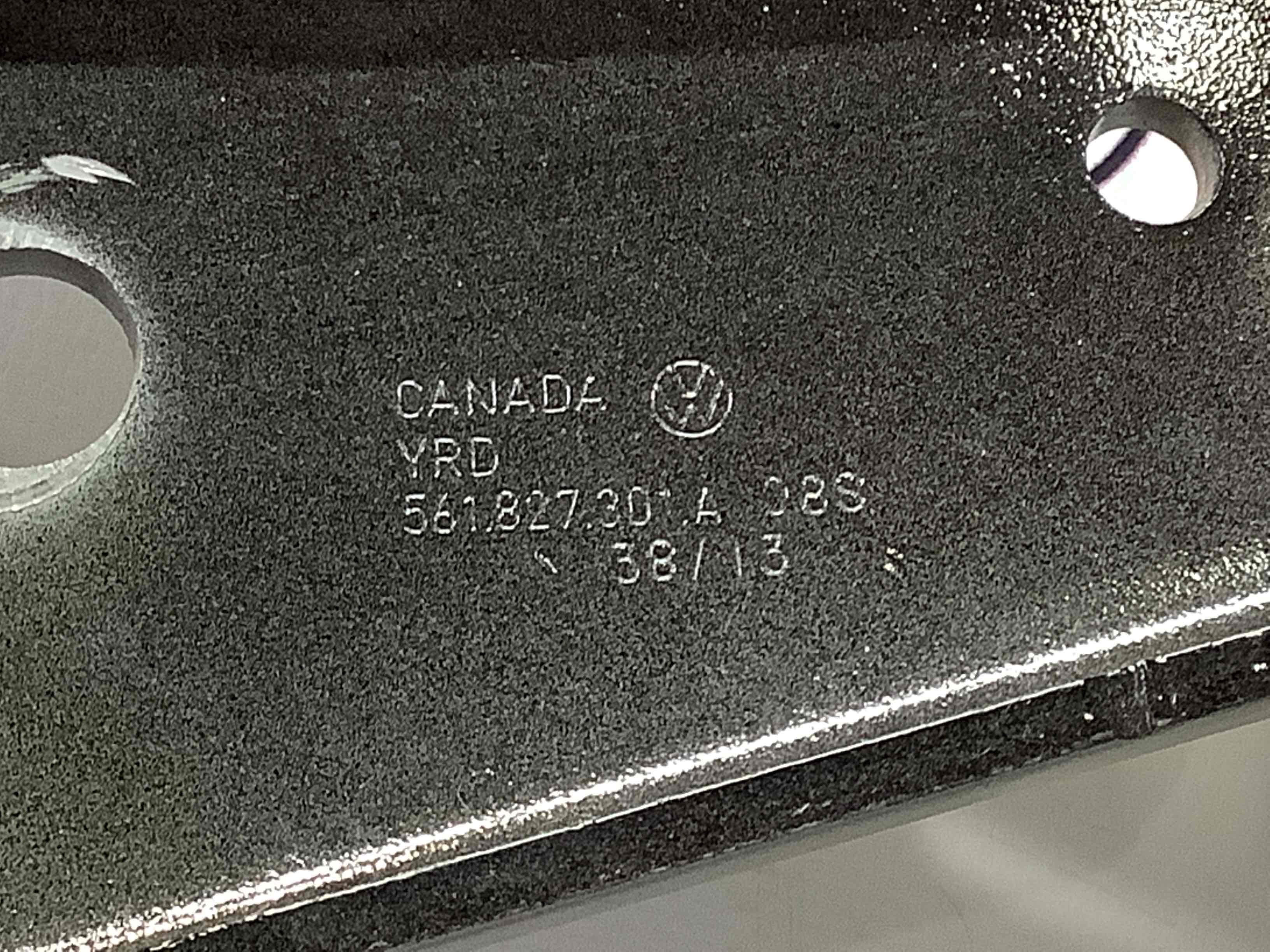 Петля кришки багажника, двері багажника