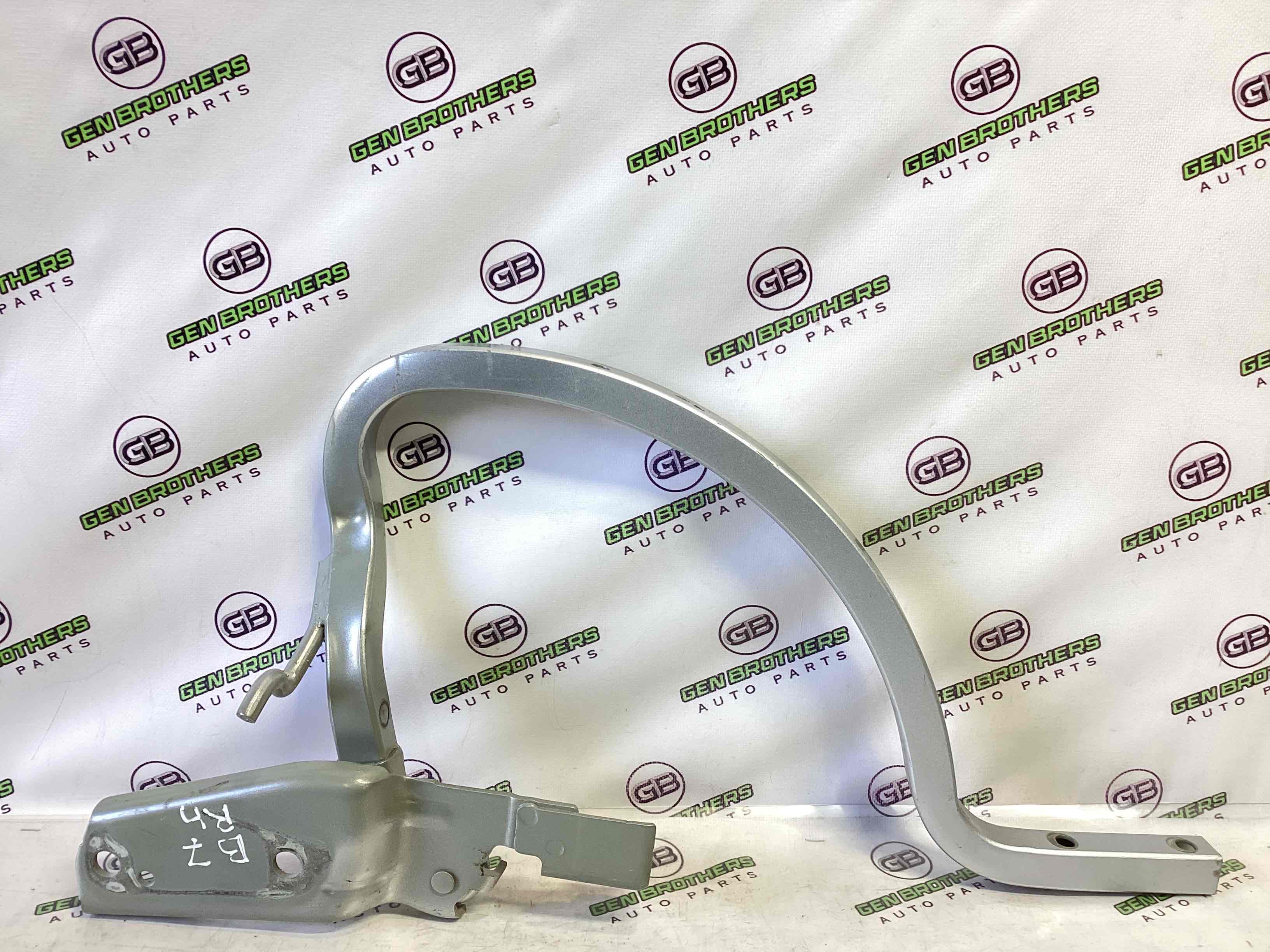 Петля кришки багажника, двері багажника