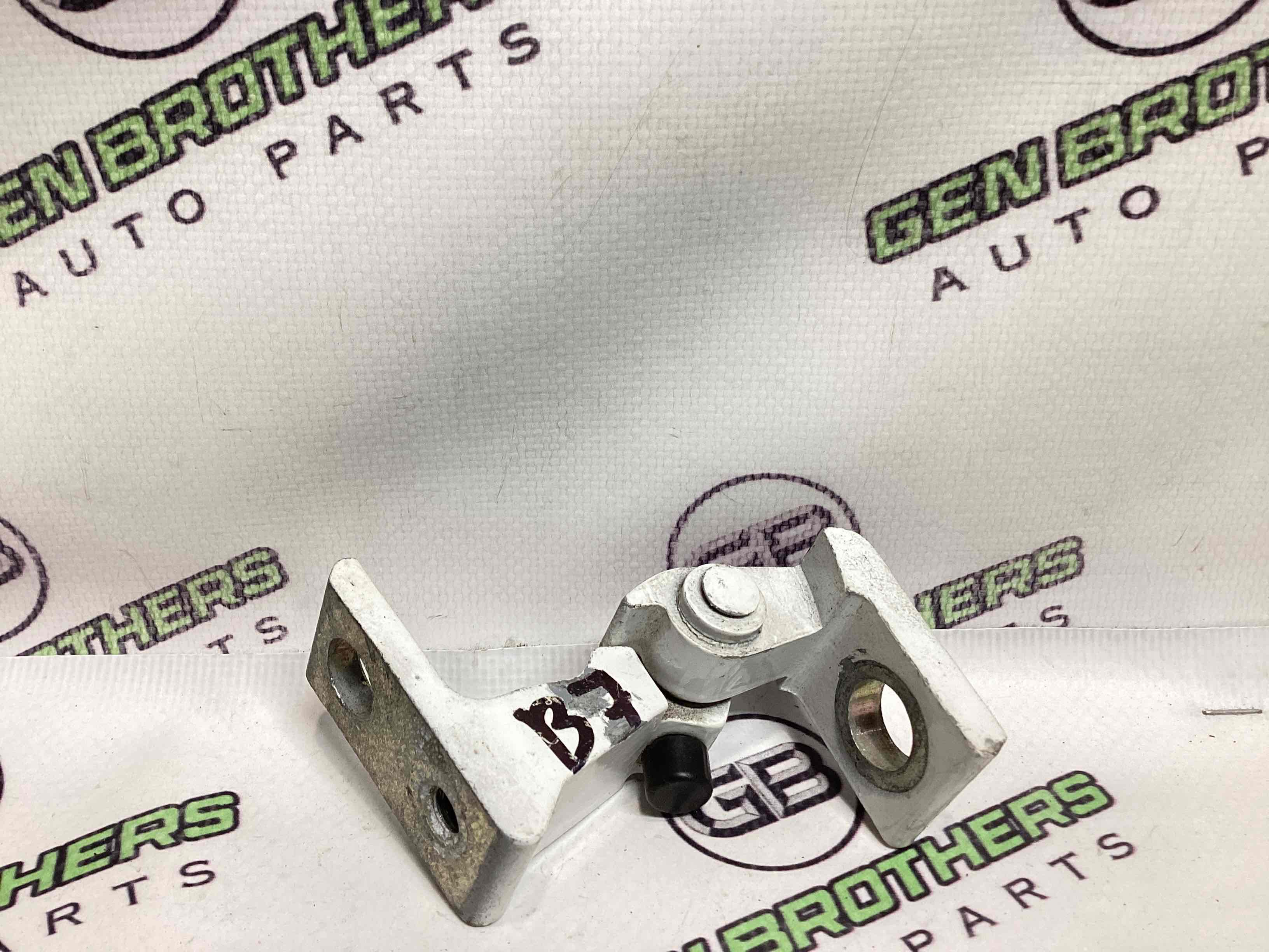 Петля двері, замок двері