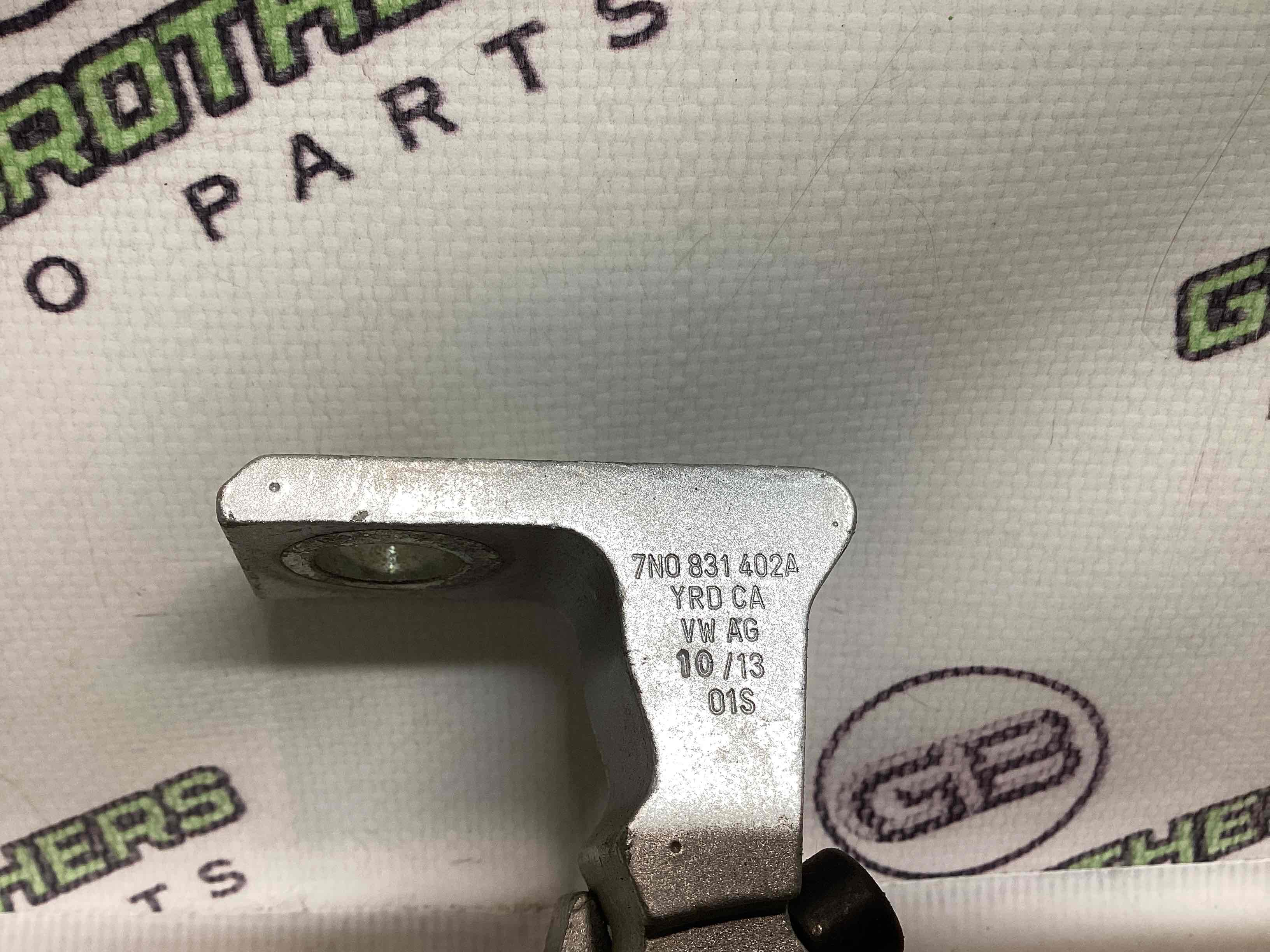 Петля двері, замок двері