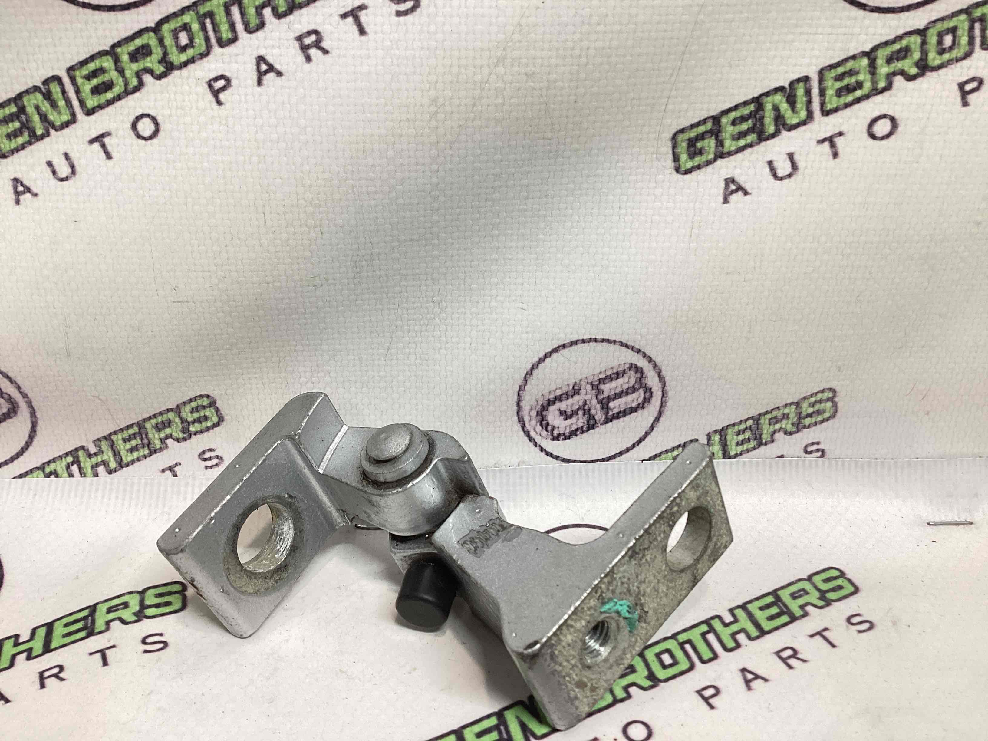 Петля двері, замок двері