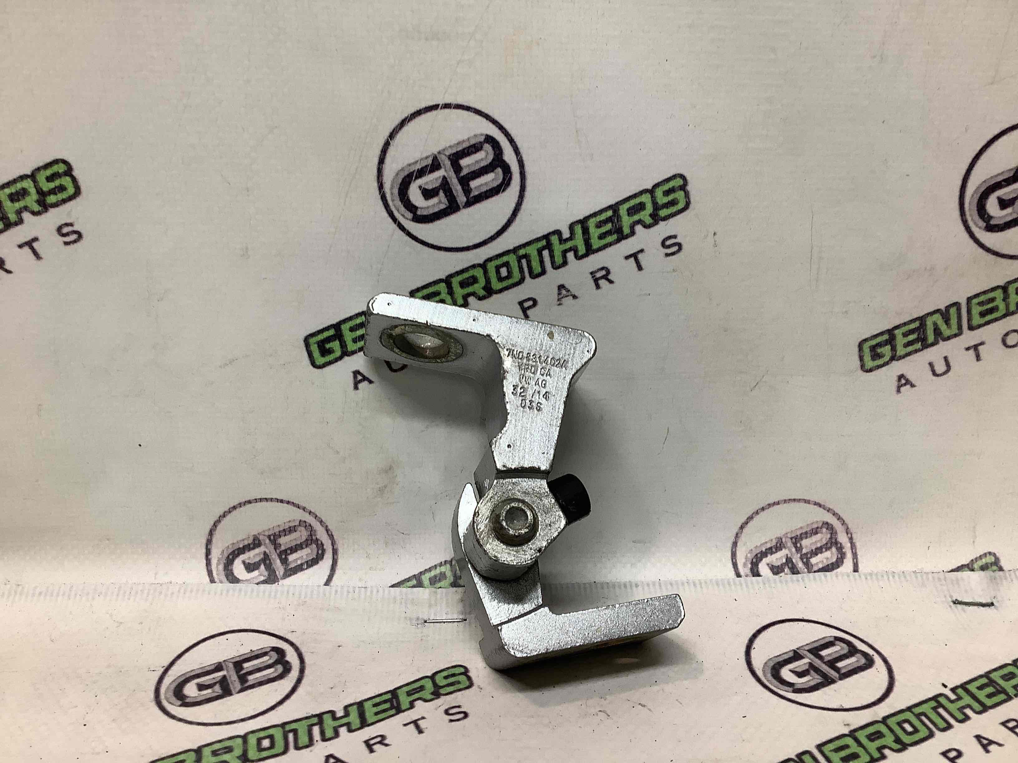 Петля двері, замок двері