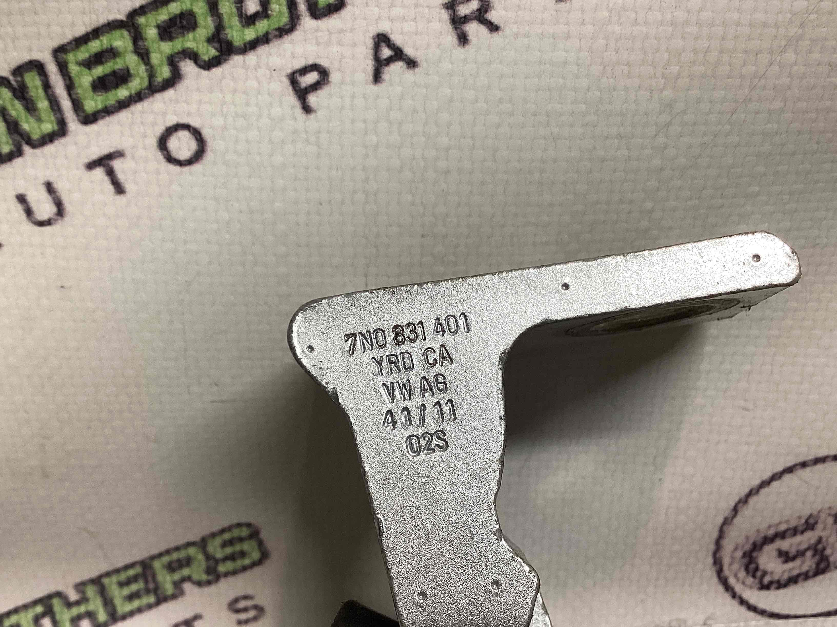 Петля двері, замок двері