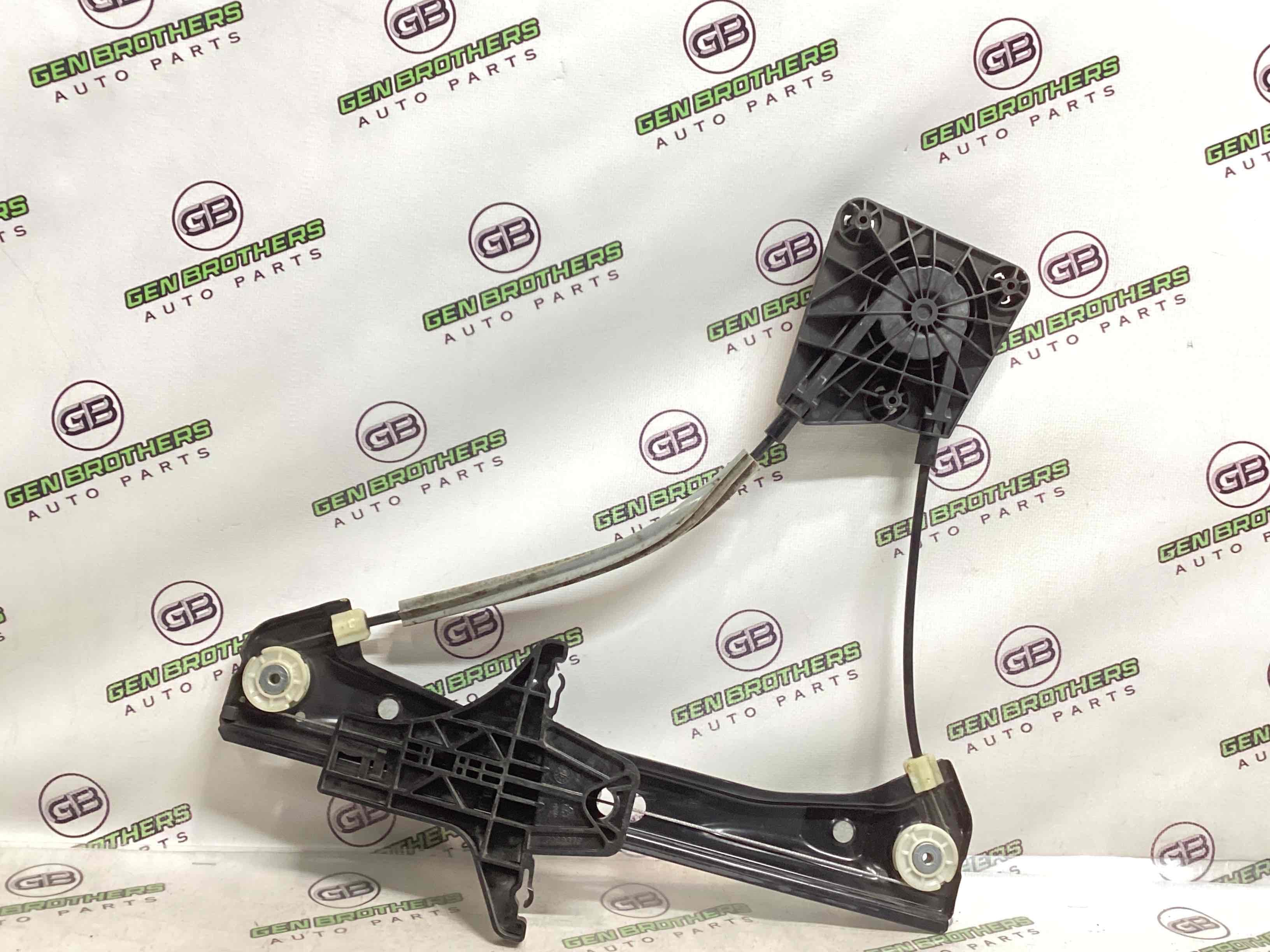 Склопідйомник задній лівий