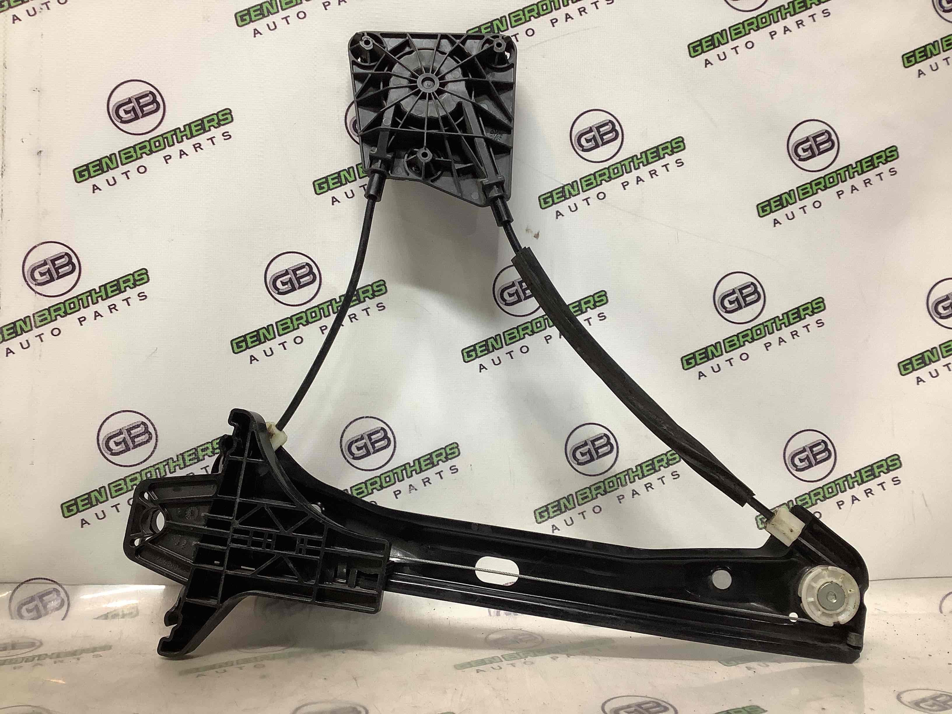 Склопідйомник задній правий