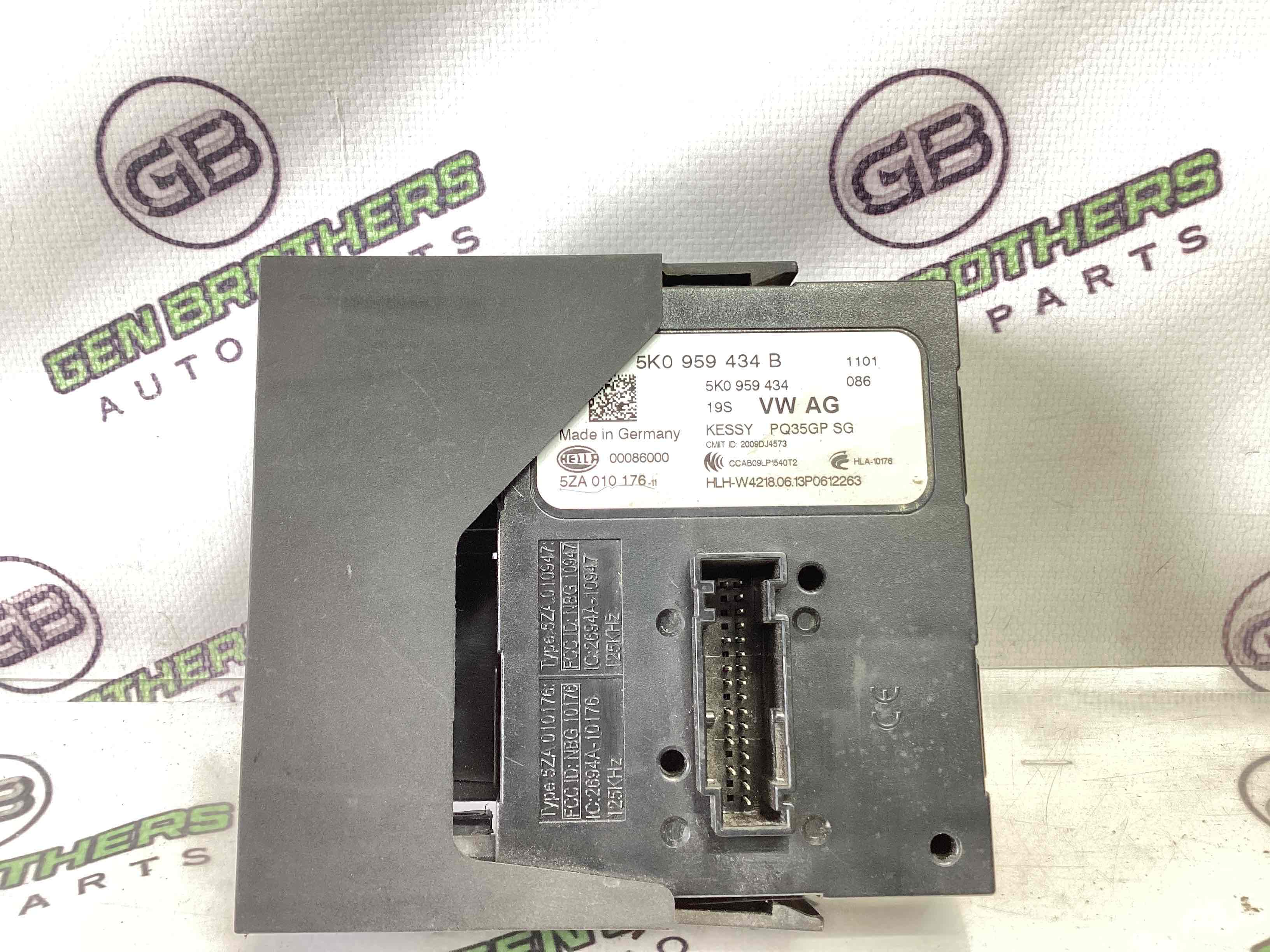 Блок керування безключовим доступом