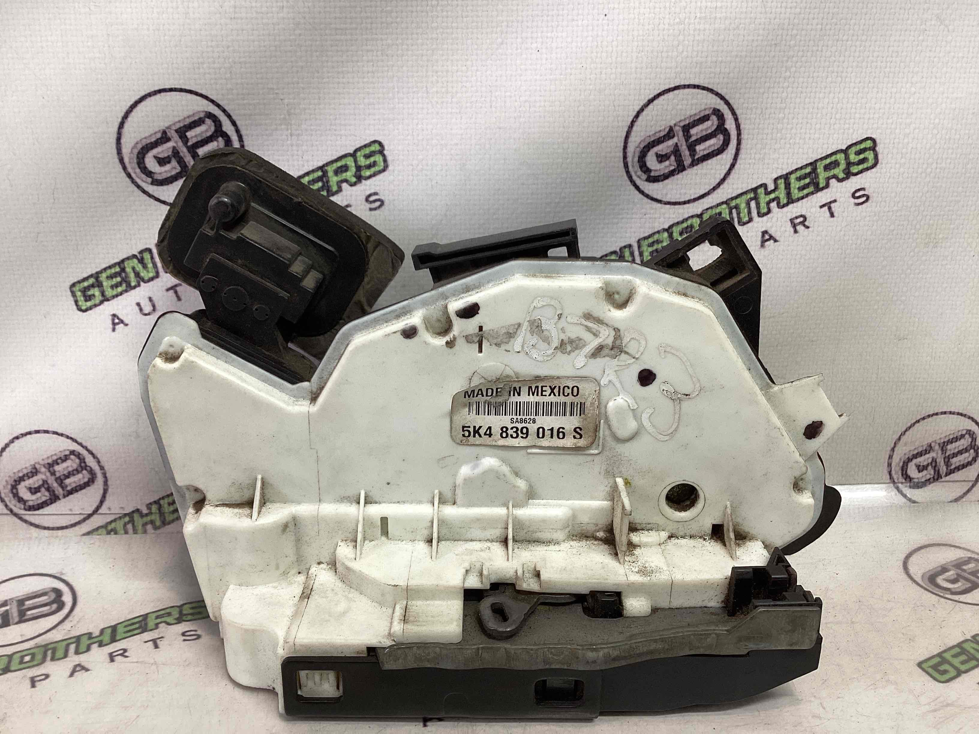 Замок дверей задньої правої