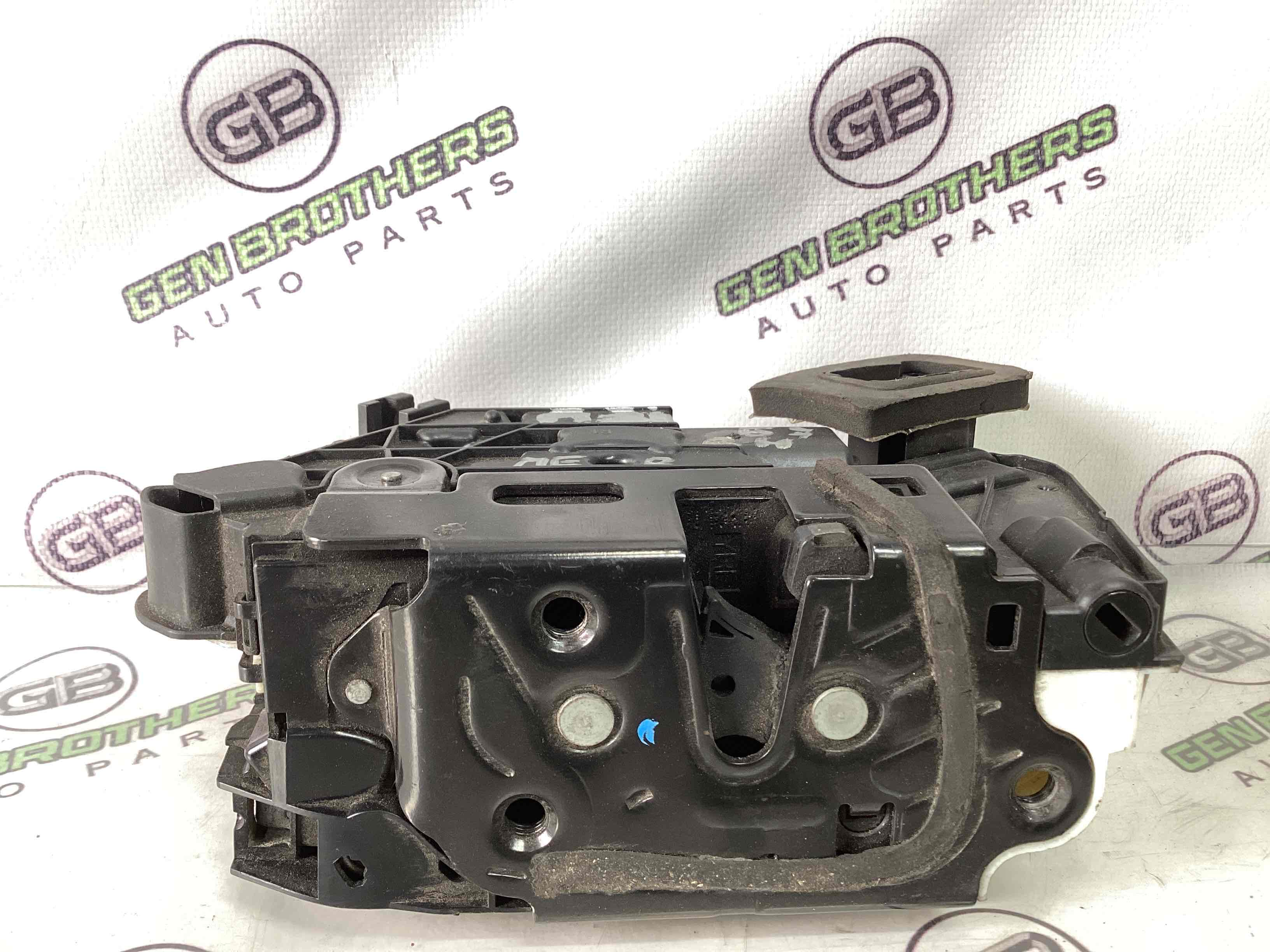 Замок дверей передньої правої