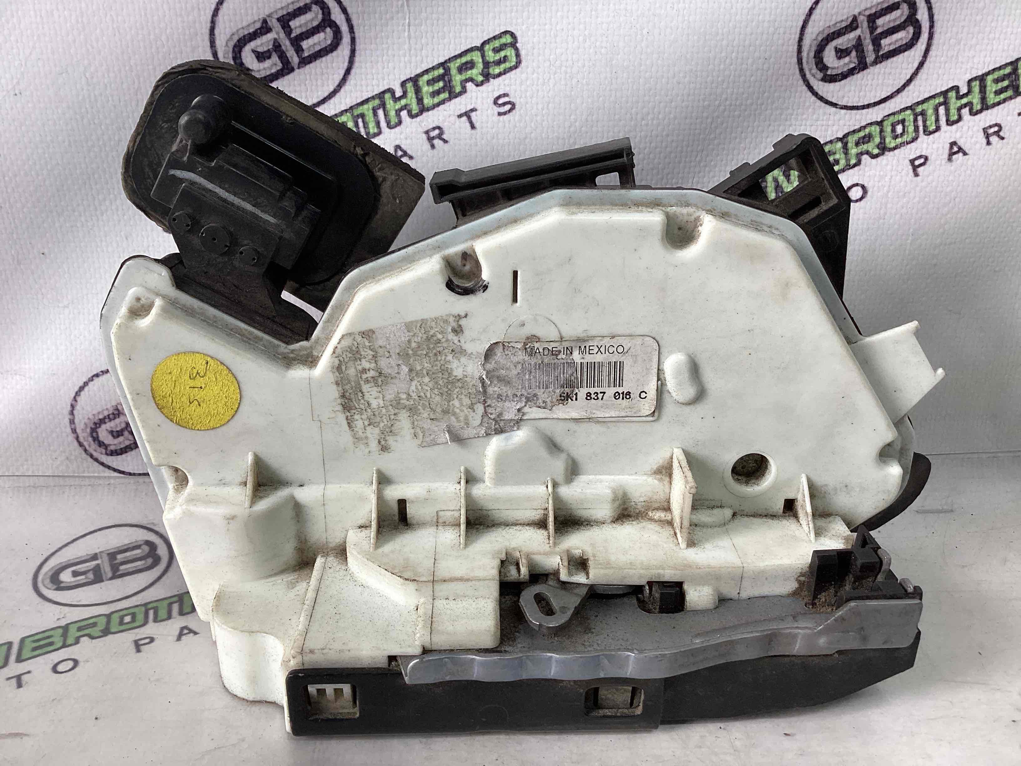 Замок дверей передньої правої