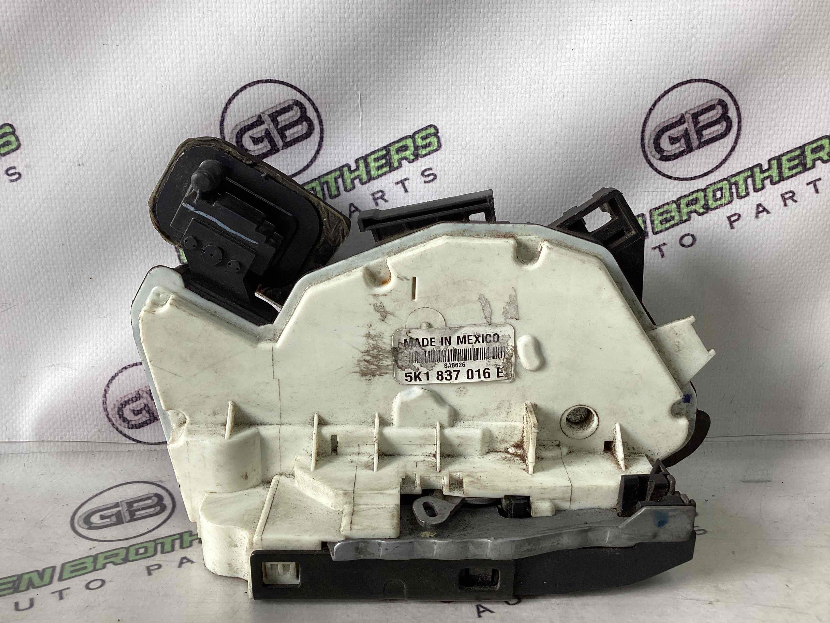 Замок дверей передньої правої