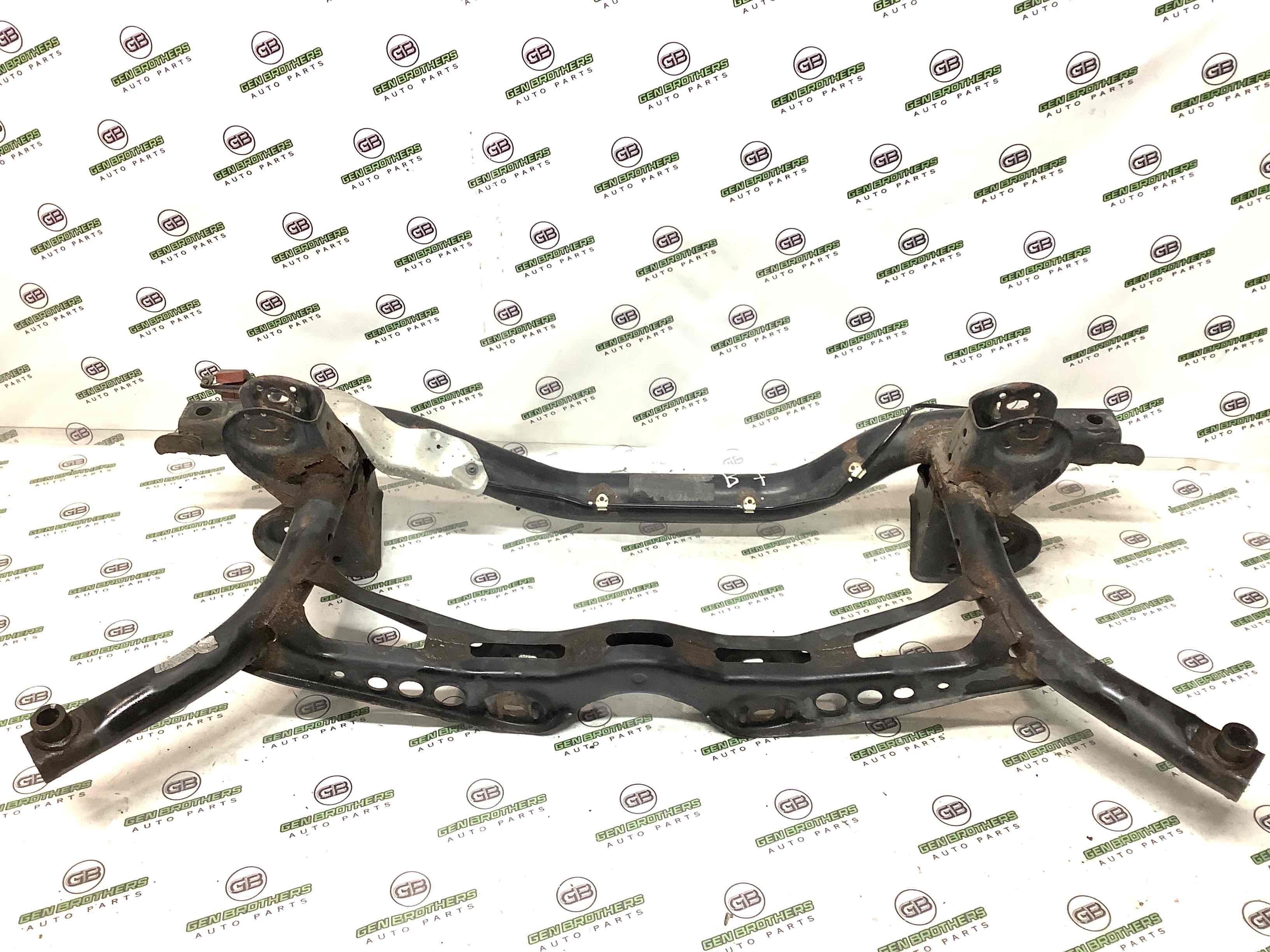 Балка підвіски задня підрамник