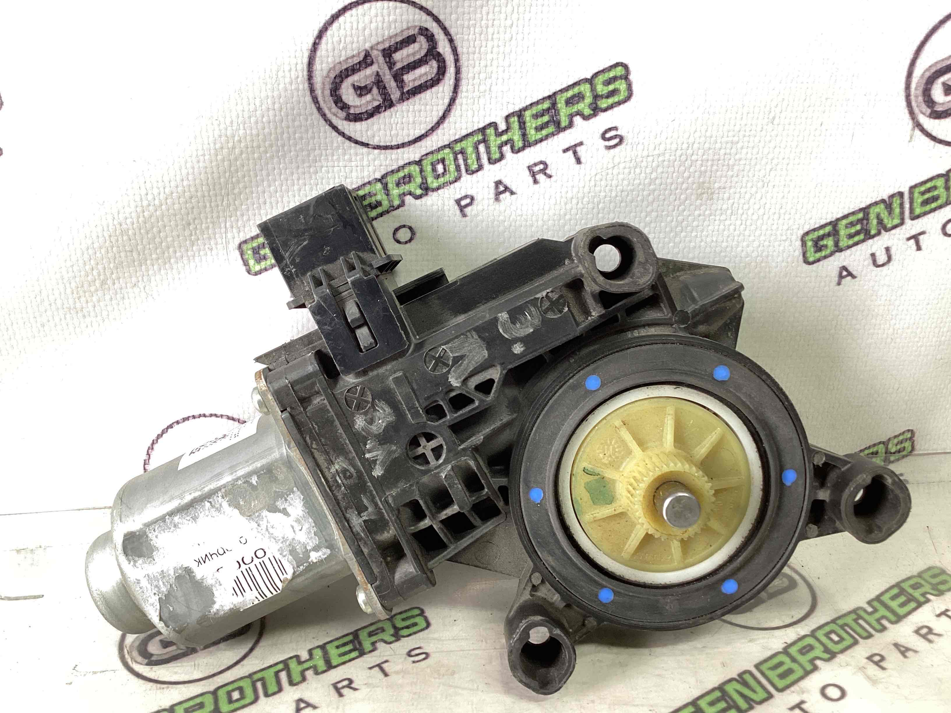 Моторчик склопідйомника