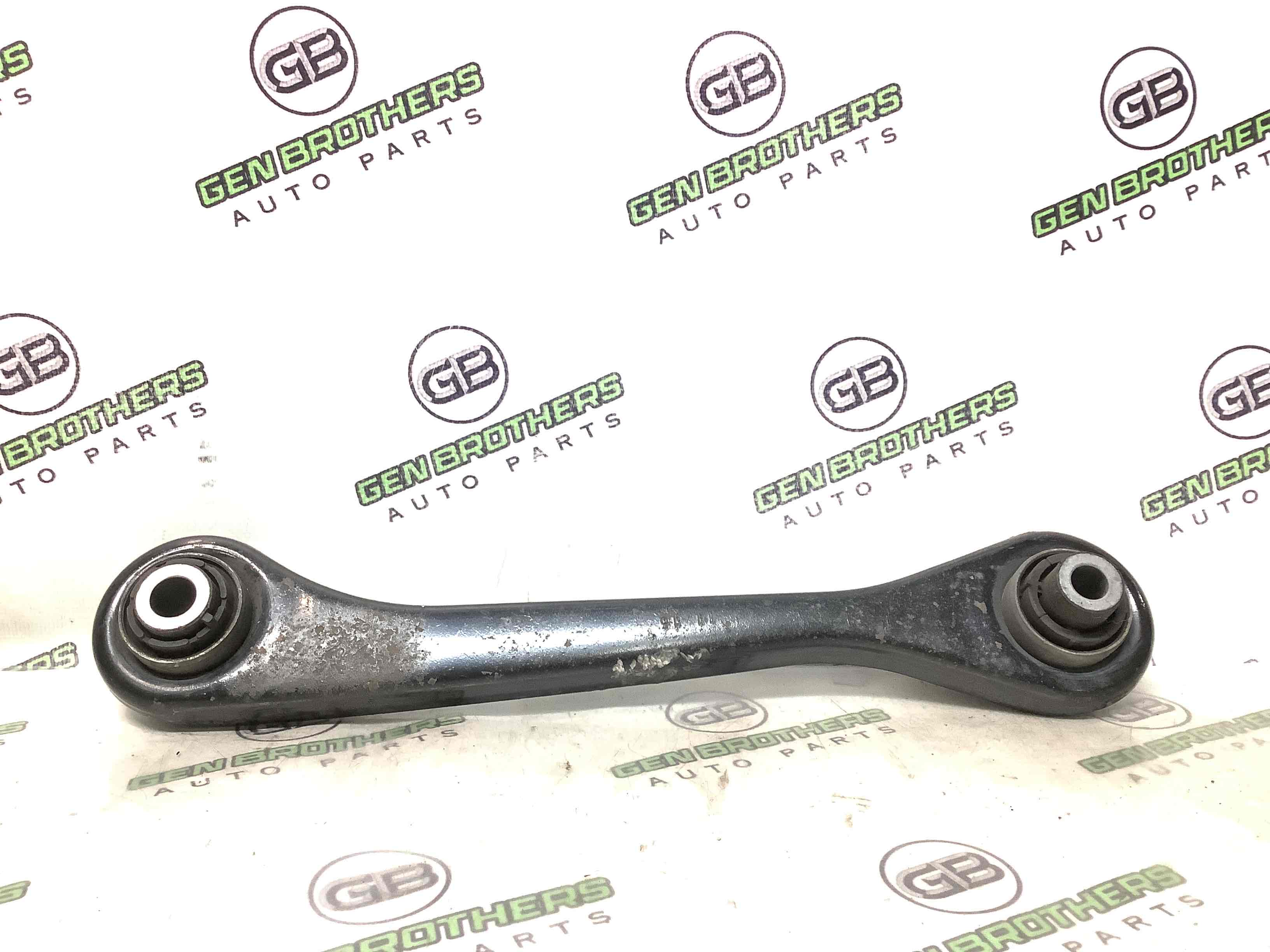 Важіль задній правий