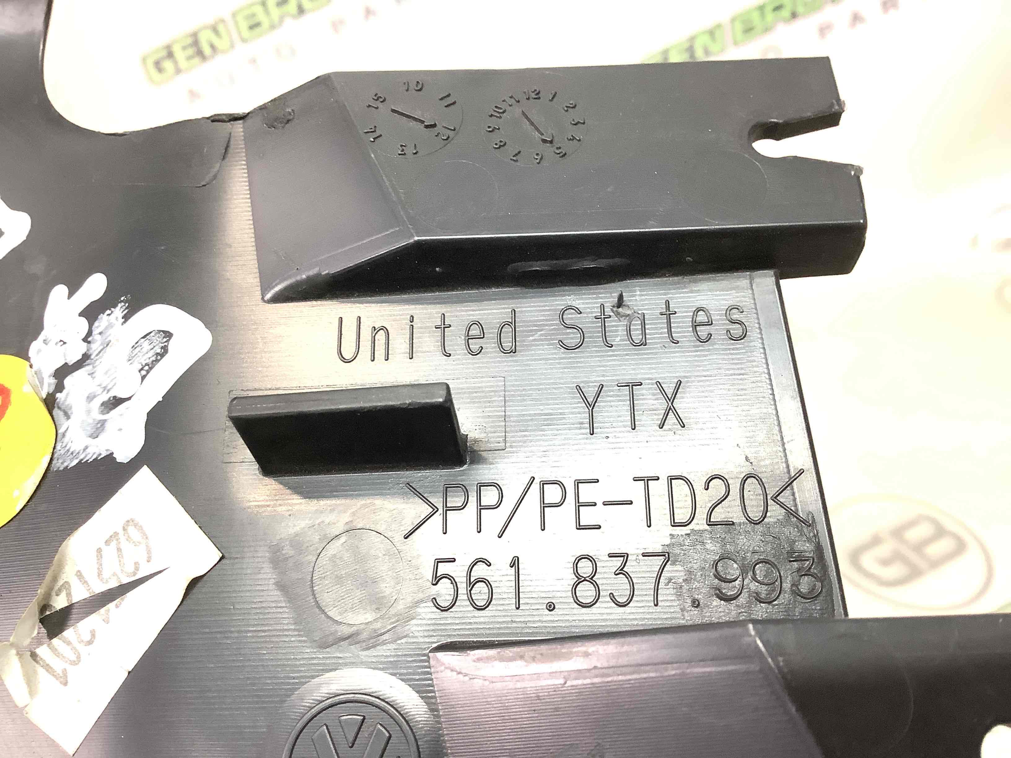 Корпус, накладка, кріплення лівого дзеркала