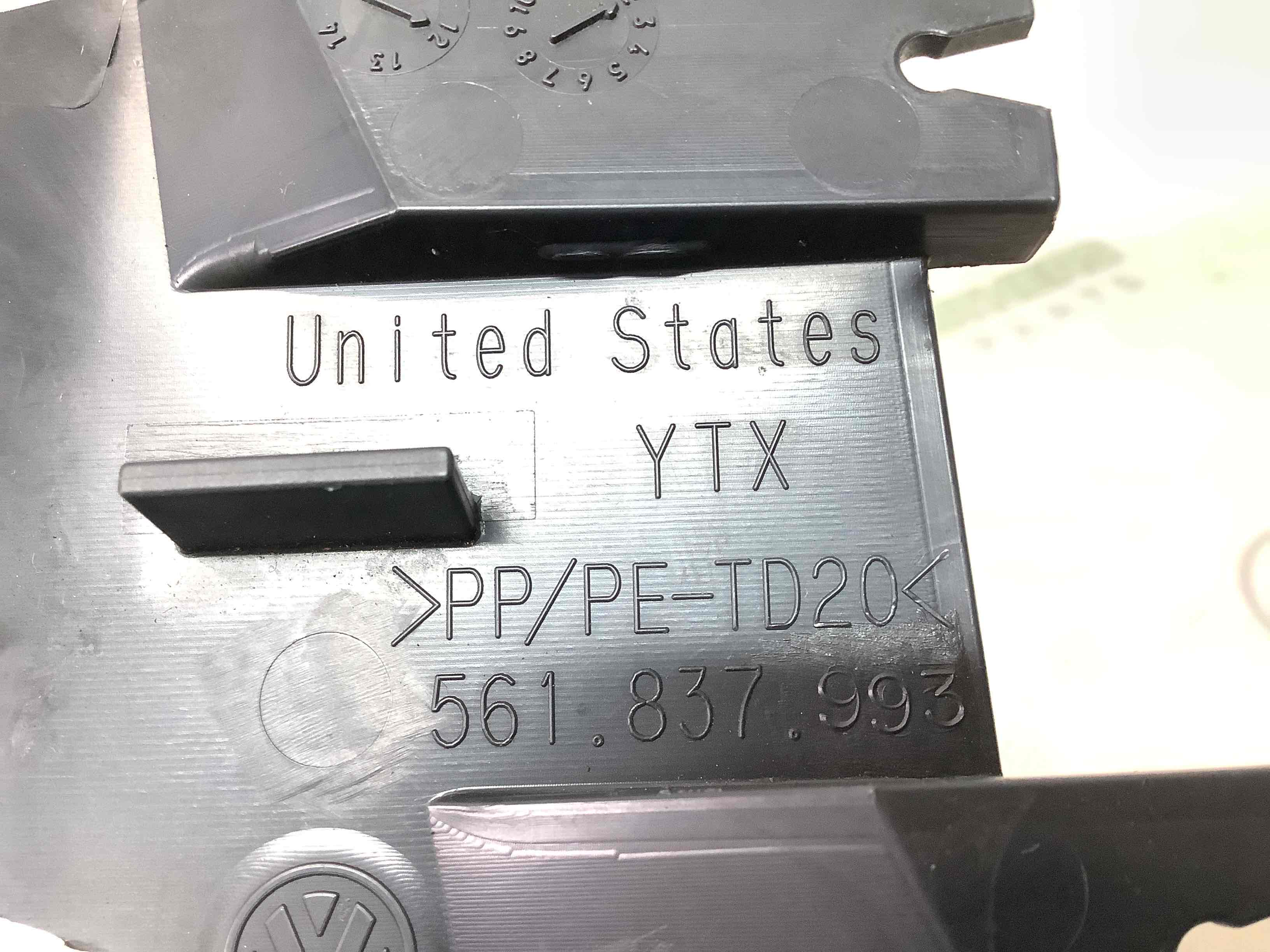 Корпус, накладка, кріплення лівого дзеркала