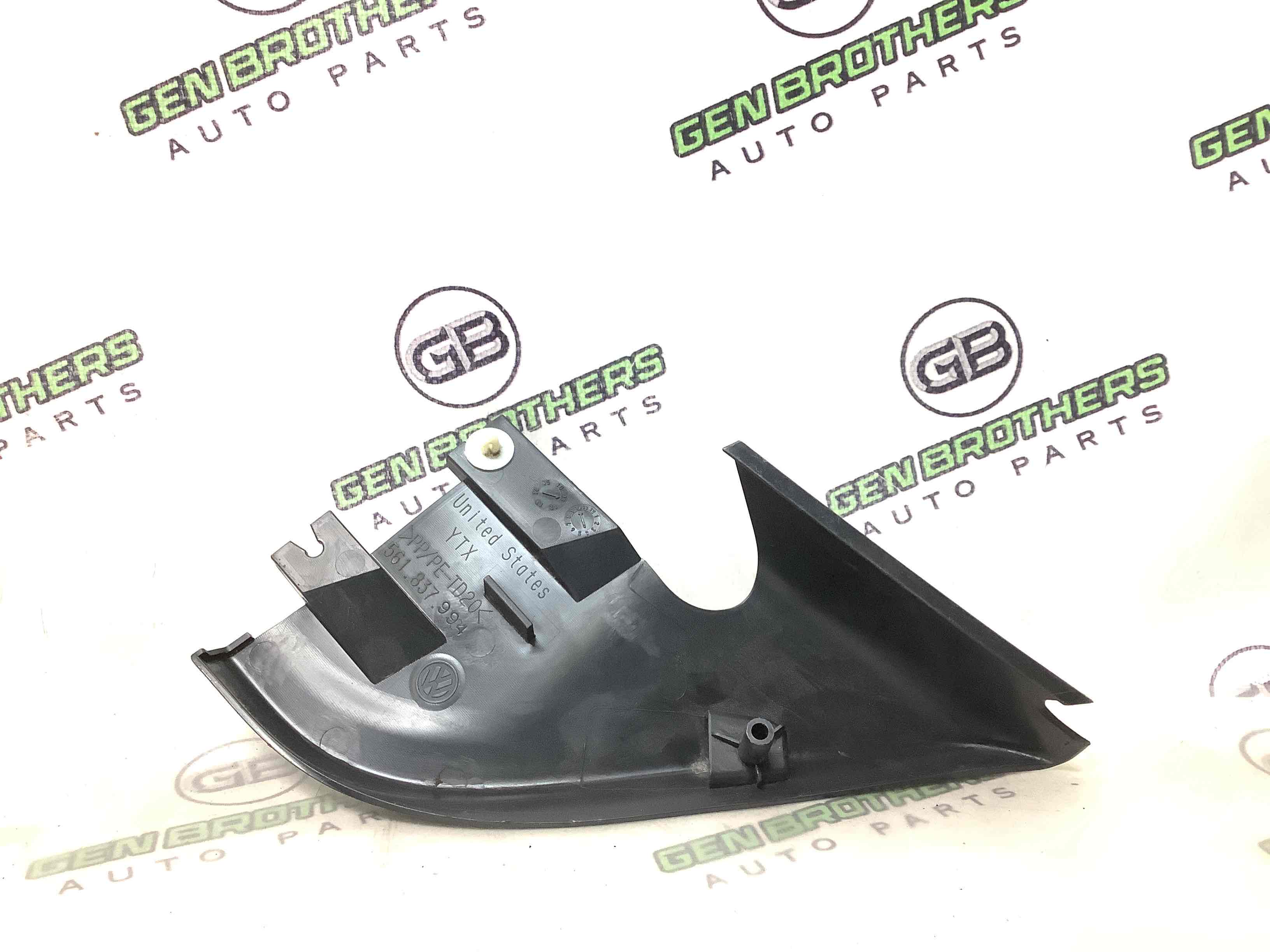 Корпус, накладка, кріплення правого дзеркала