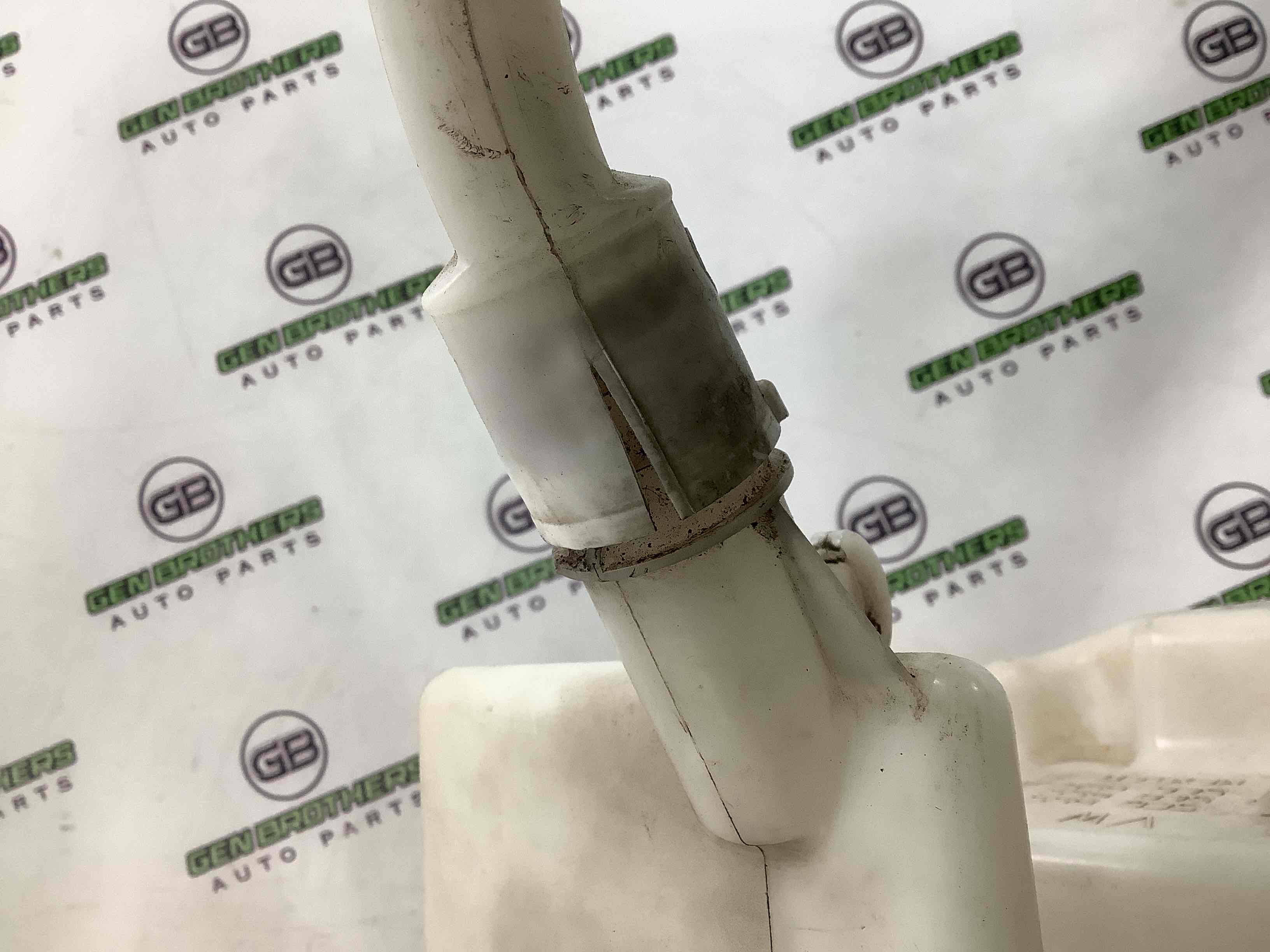 Бачок омивача