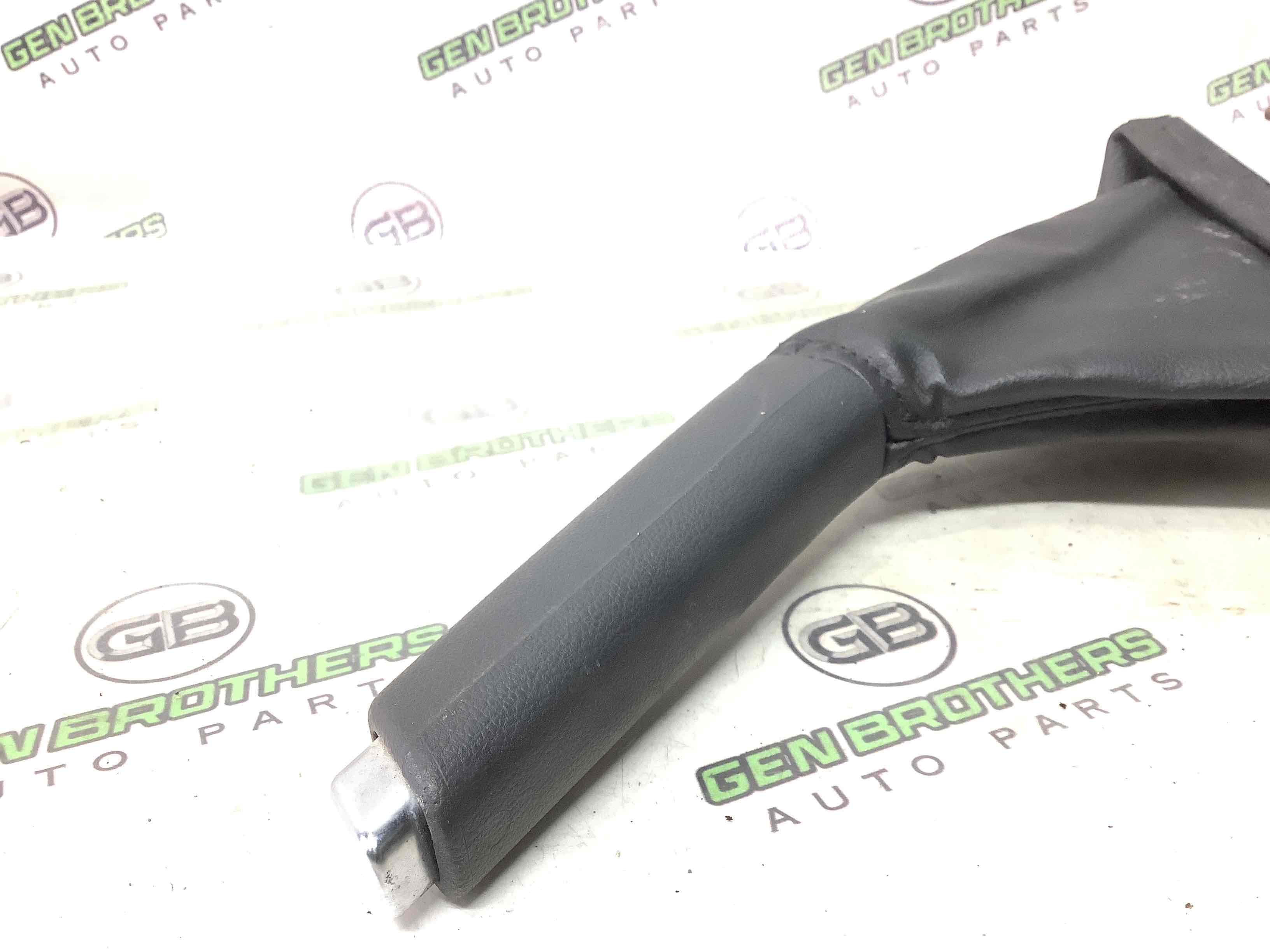 Важель ручного гальма