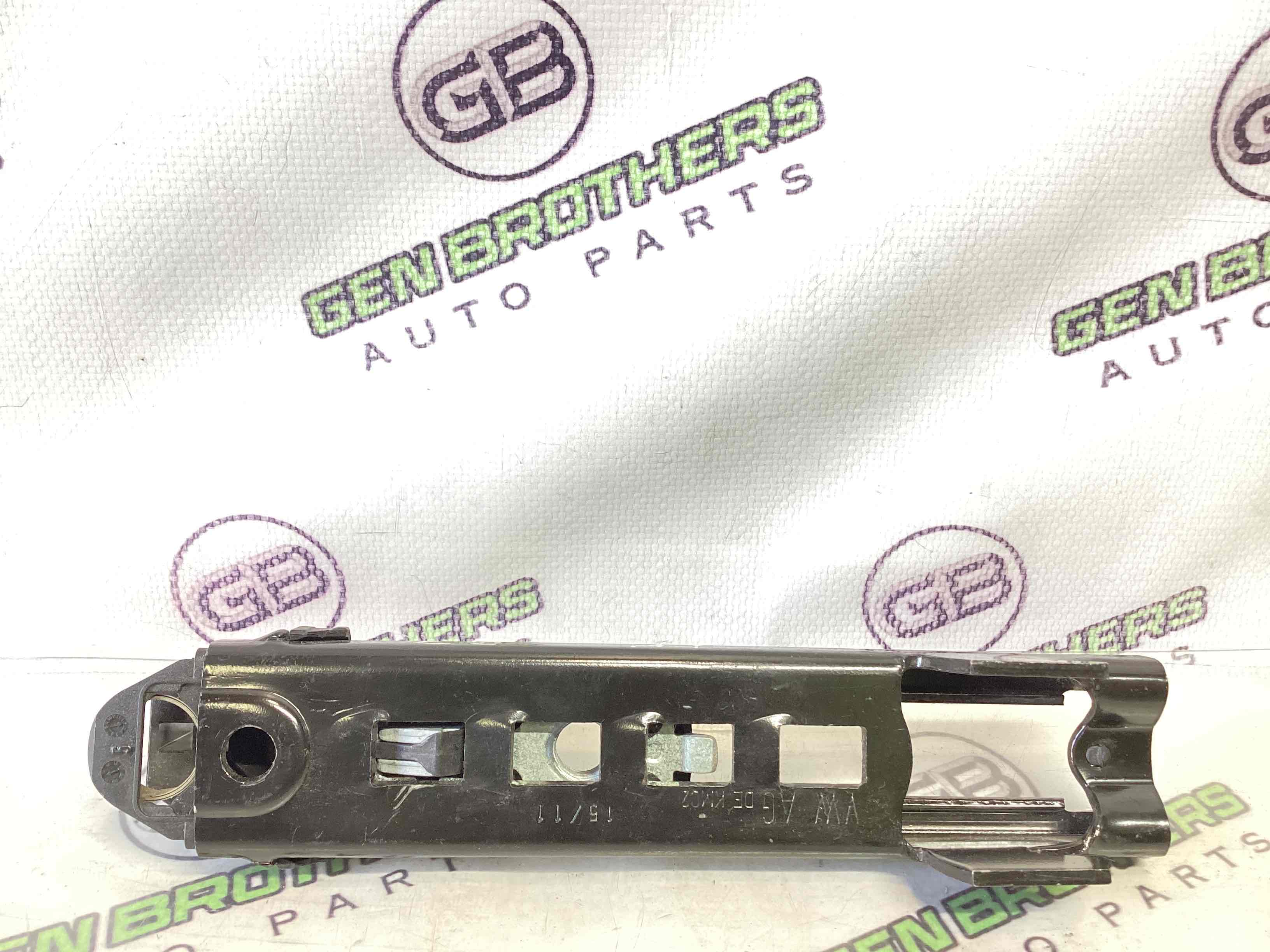 Регулятор висоти ременя безпеки